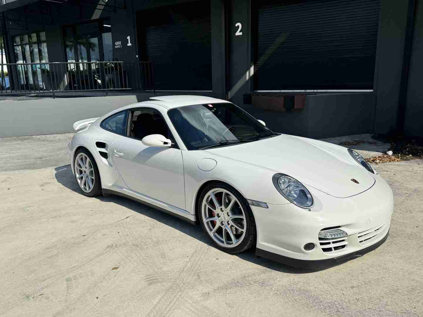 2008 Porsche 911 997.1 TURBO 22k Miles – All Original Paint – 6 Speed Manual – Carbon Intake full