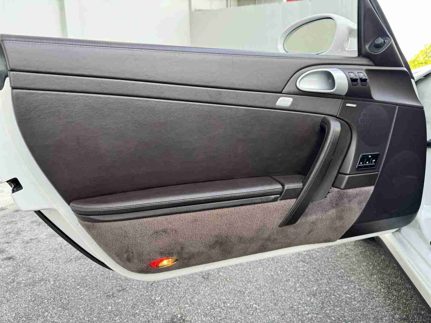 2008 Porsche 911 997.1 TURBO 22k Miles – All Original Paint – 6 Speed Manual – Carbon Intake full