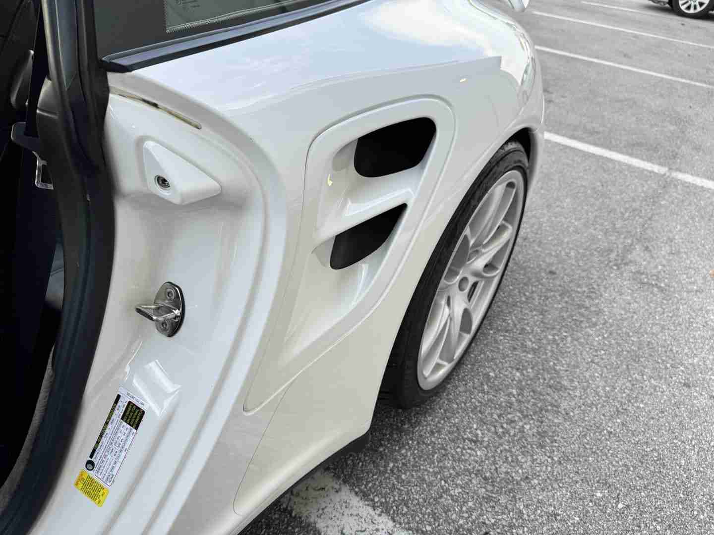 2008 Porsche 911 997.1 TURBO 22k Miles – All Original Paint – 6 Speed Manual – Carbon Intake full