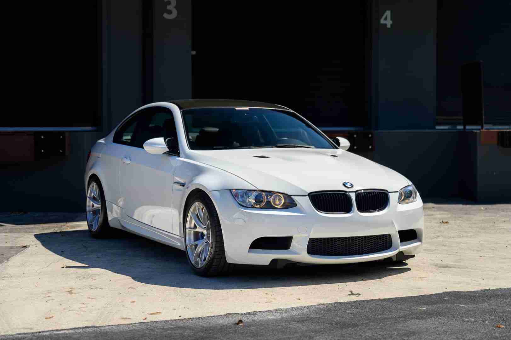 2013 BMW M3 E92 Stripper Spec 69K Miles-6 Speed-Carbon Roof -F80 Big Brakes Bearings/Throttle Actuators Done full