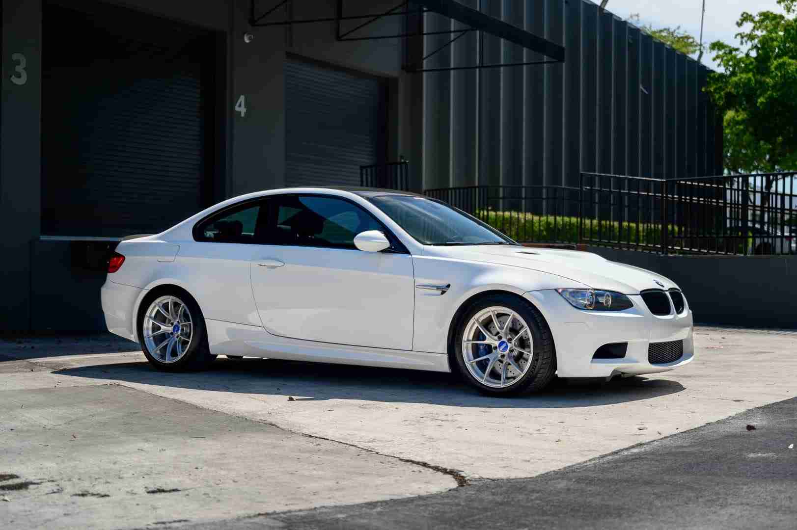 2013 BMW M3 E92 Stripper Spec 69K Miles-6 Speed-Carbon Roof -F80 Big Brakes Bearings/Throttle Actuators Done full
