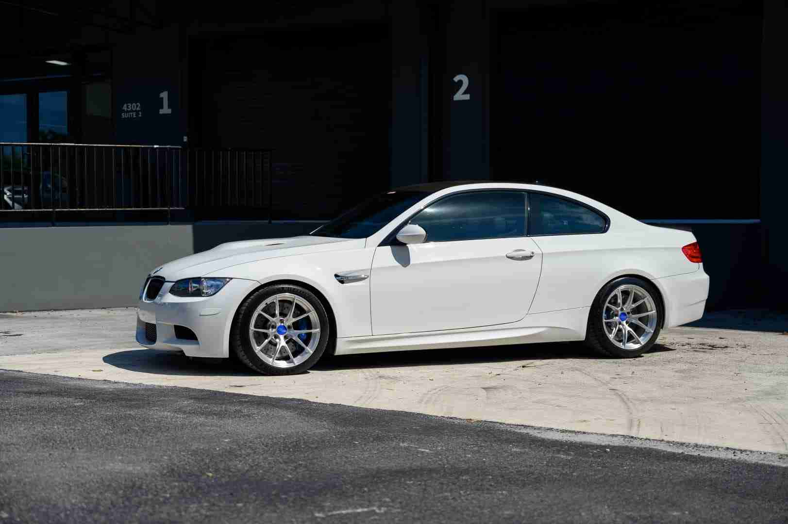 2013 BMW M3 E92 Stripper Spec 69K Miles-6 Speed-Carbon Roof -F80 Big Brakes Bearings/Throttle Actuators Done full