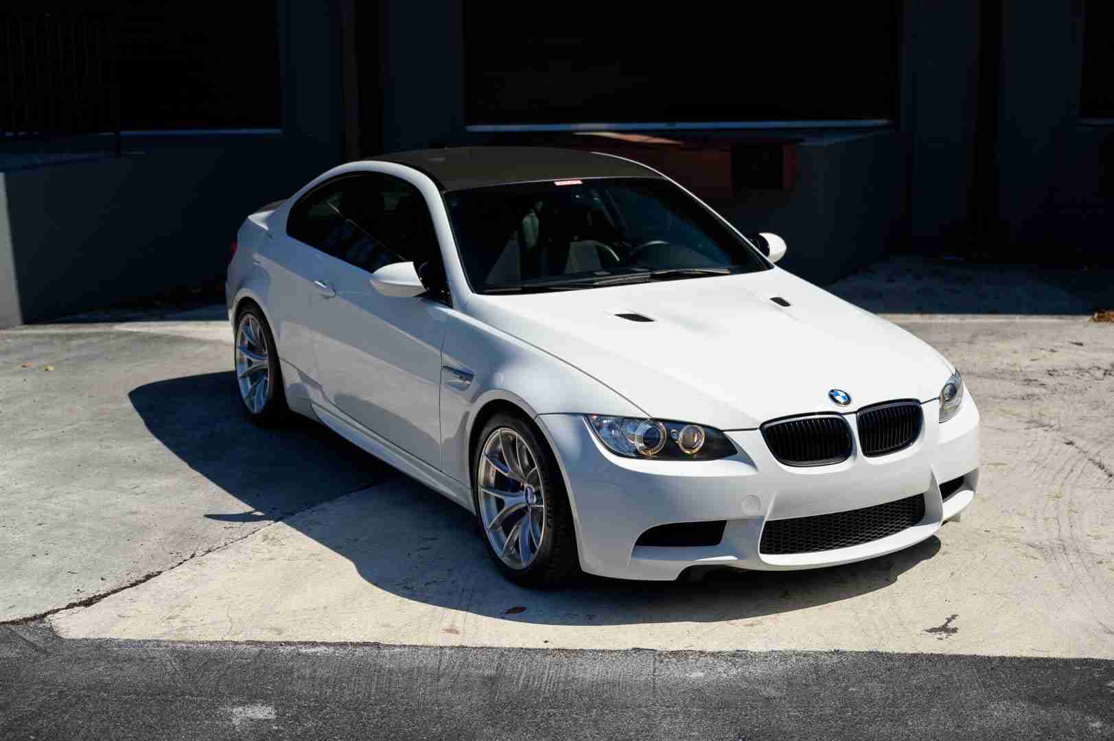 2013 BMW M3 E92 Stripper Spec 69K Miles-6 Speed-Carbon Roof -F80 Big Brakes Bearings/Throttle Actuators Done full