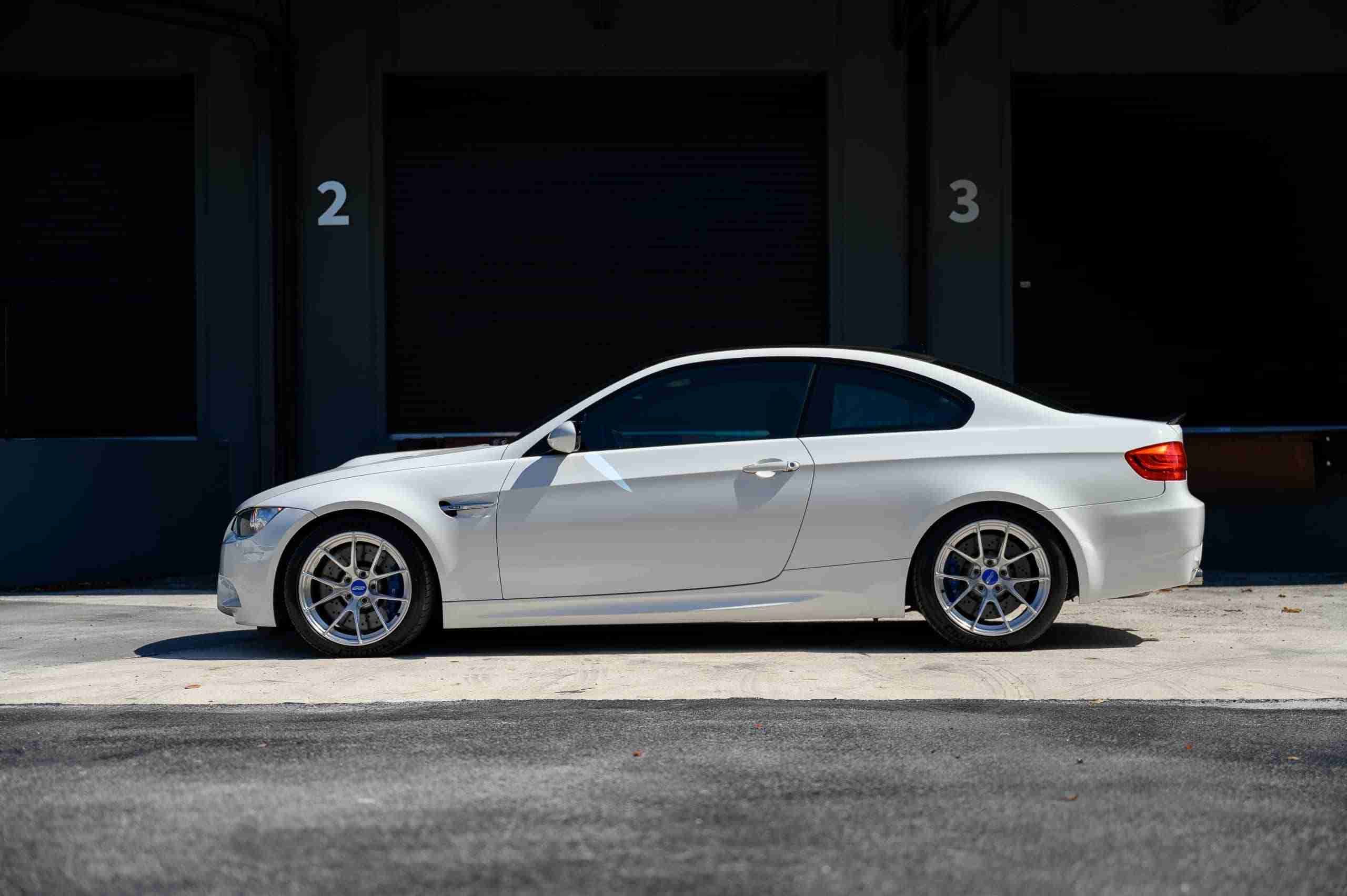 2013 BMW M3 E92 Stripper Spec 69K Miles-6 Speed-Carbon Roof -F80 Big Brakes Bearings/Throttle Actuators Done full
