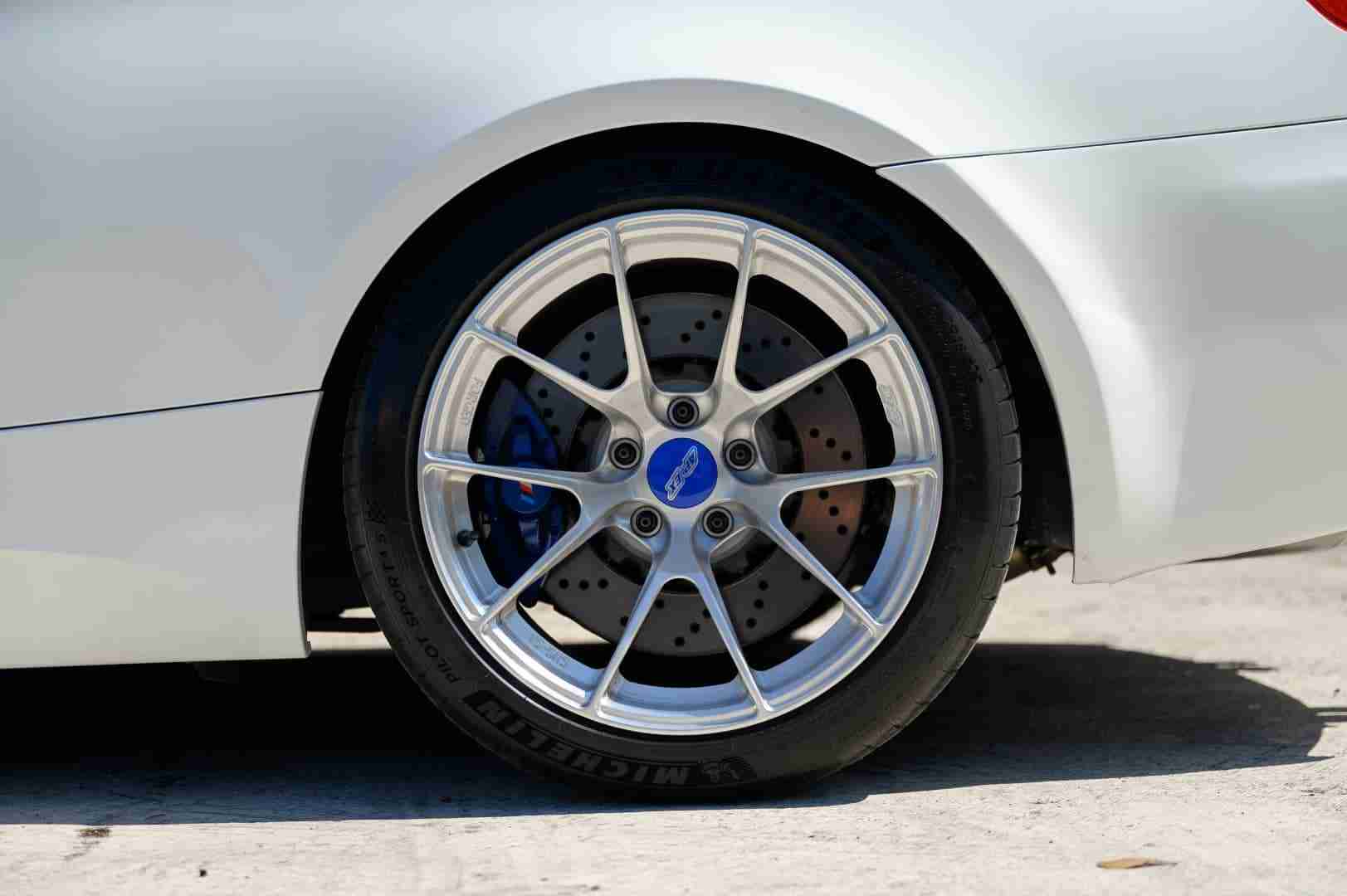 2013 BMW M3 E92 Stripper Spec 69K Miles-6 Speed-Carbon Roof -F80 Big Brakes Bearings/Throttle Actuators Done full