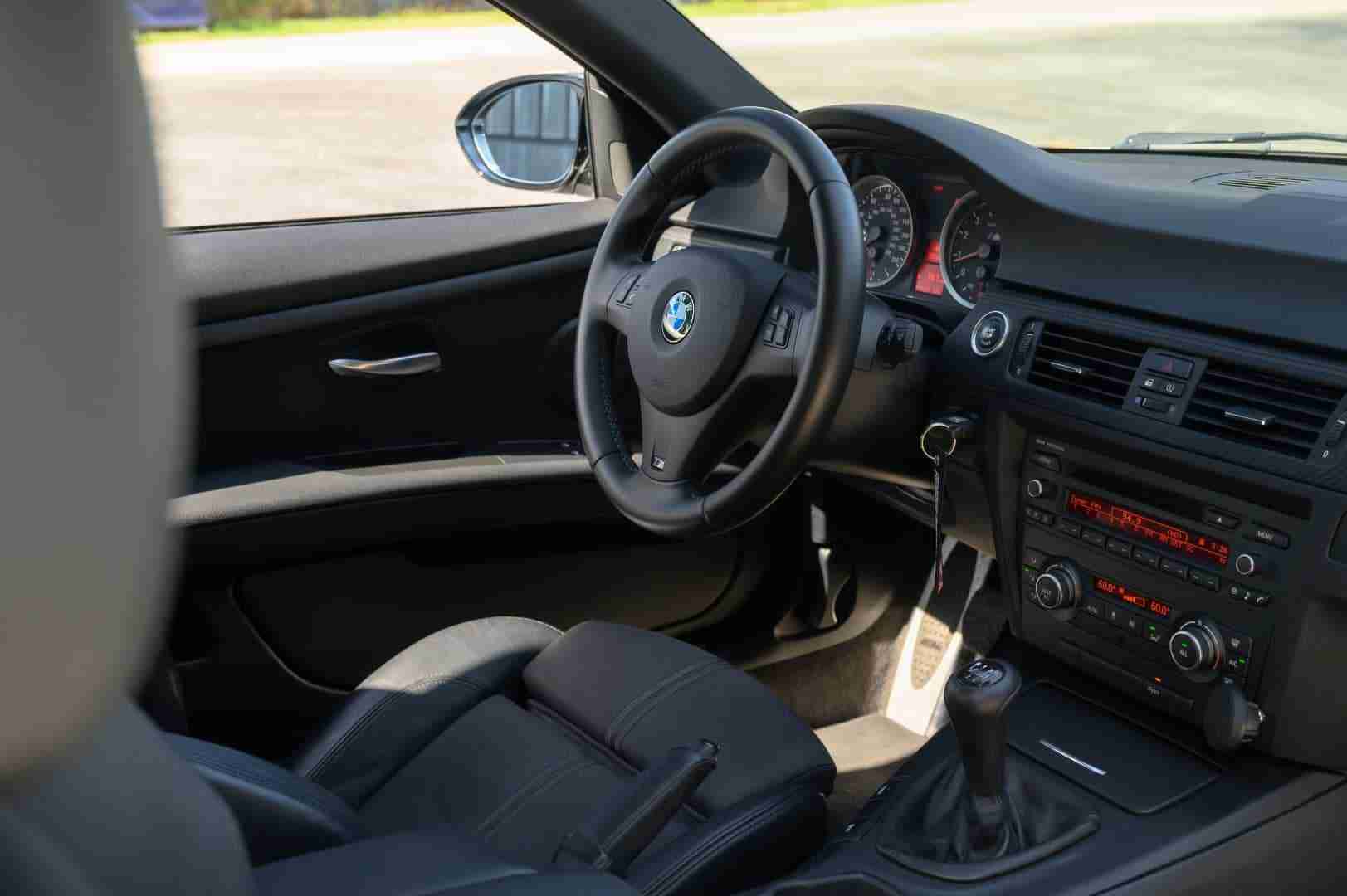 2013 BMW M3 E92 Stripper Spec 69K Miles-6 Speed-Carbon Roof -F80 Big Brakes Bearings/Throttle Actuators Done full