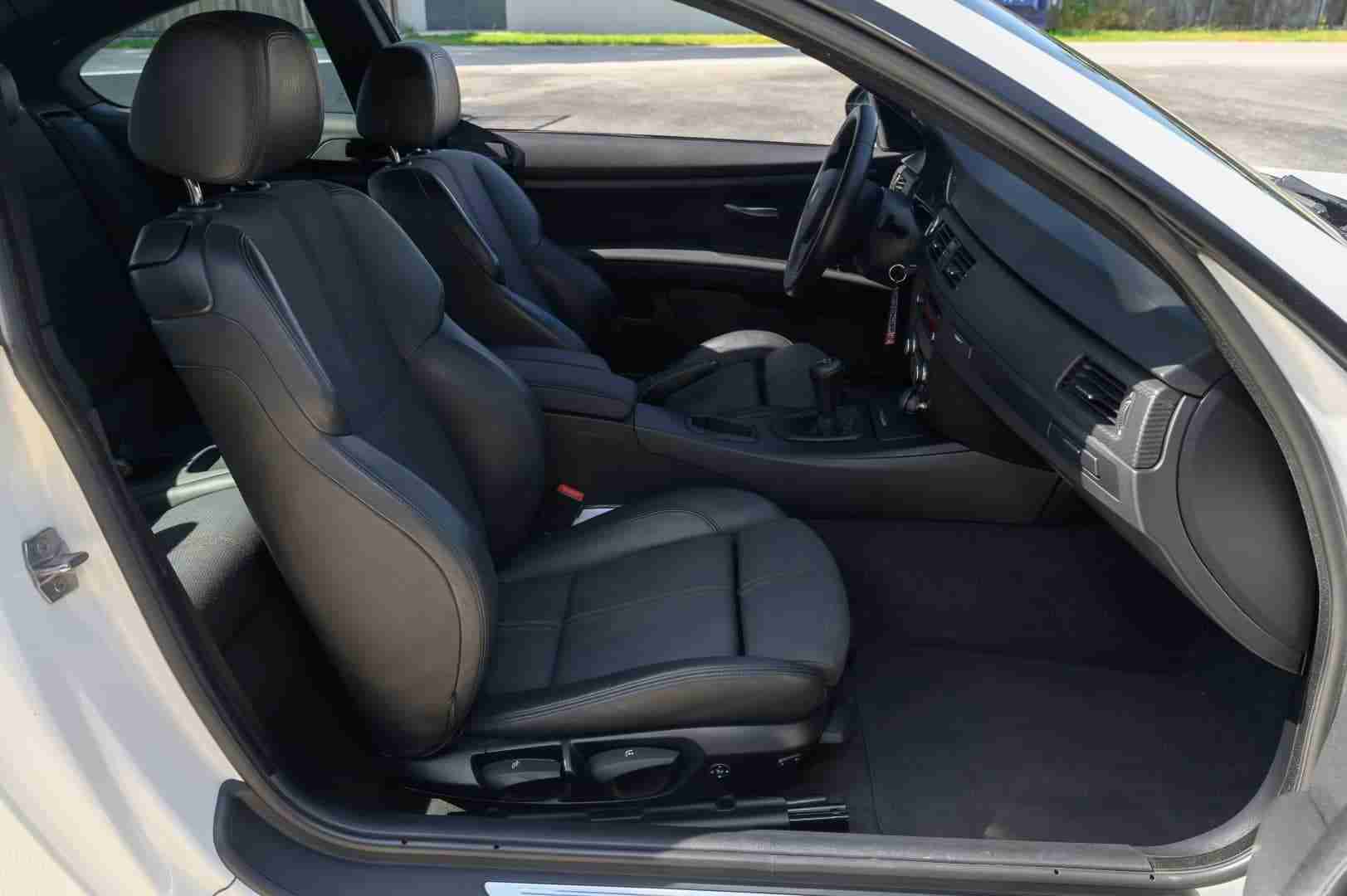 2013 BMW M3 E92 Stripper Spec 69K Miles-6 Speed-Carbon Roof -F80 Big Brakes Bearings/Throttle Actuators Done full