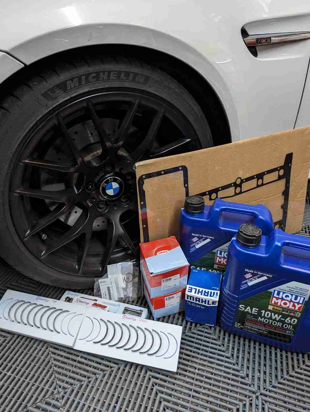 2013 BMW M3 E92 Stripper Spec 69K Miles-6 Speed-Carbon Roof -F80 Big Brakes Bearings/Throttle Actuators Done full