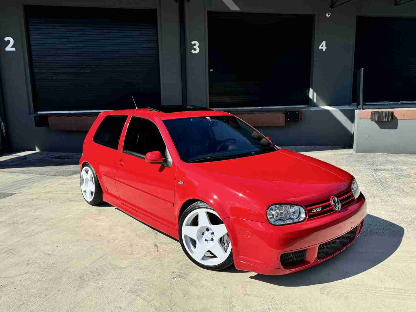2004 Volkswagen R32 MK4 1 of 662 Tornado Red – HPA400 Turbo Kit – 84k Miles – ALCON BBK – 1552s – 6 Spd full