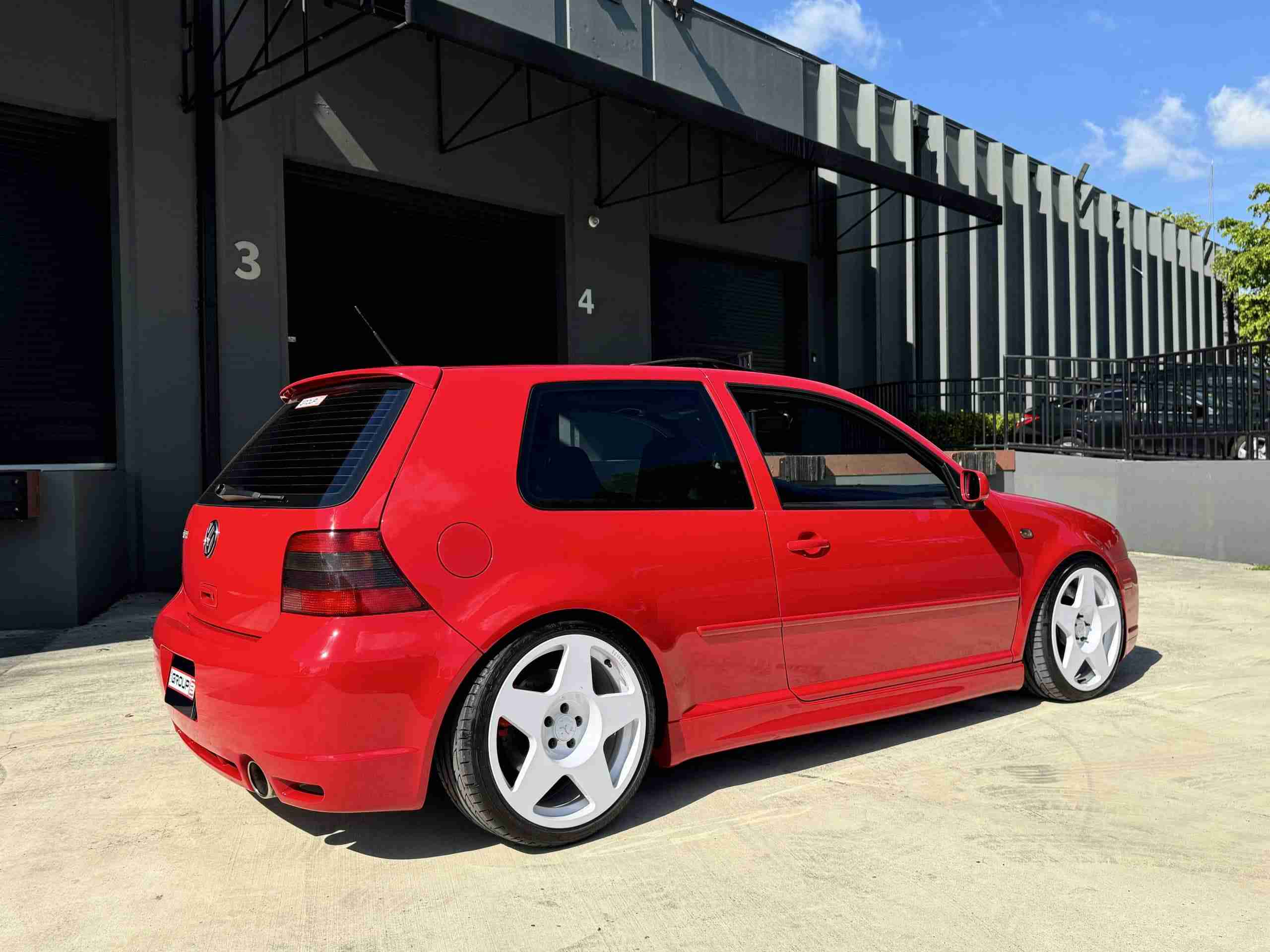 2004 Volkswagen R32 MK4 1 of 662 Tornado Red – HPA400 Turbo Kit – 84k Miles – ALCON BBK – 1552s – 6 Spd full