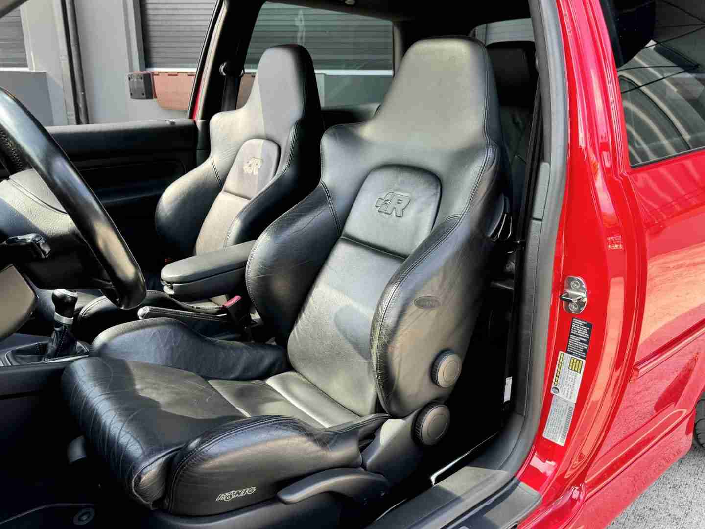 2004 Volkswagen R32 MK4 1 of 662 Tornado Red – HPA400 Turbo Kit – 84k Miles – ALCON BBK – 1552s – 6 Spd full