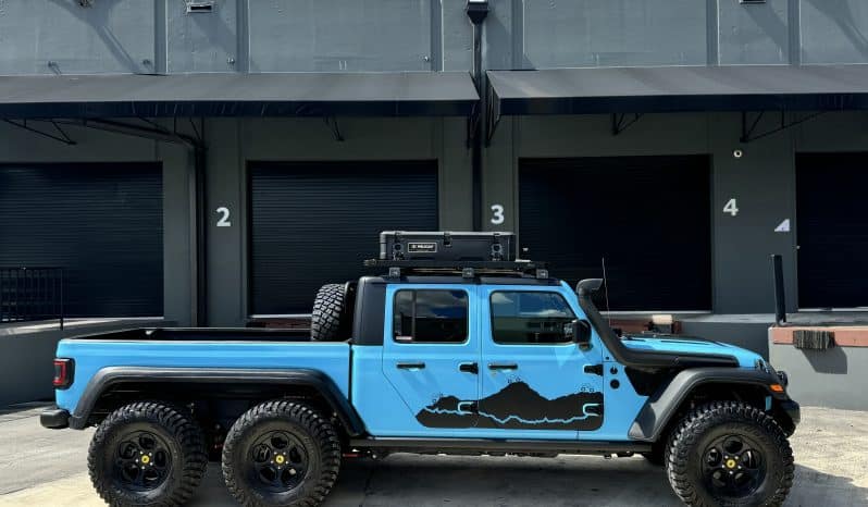 
 2022 Jeep Gladiator Rubicon 6×6 1 Owner – Custom Built – 800 miles NEW – Fox Suspension – $185k BUILD full									