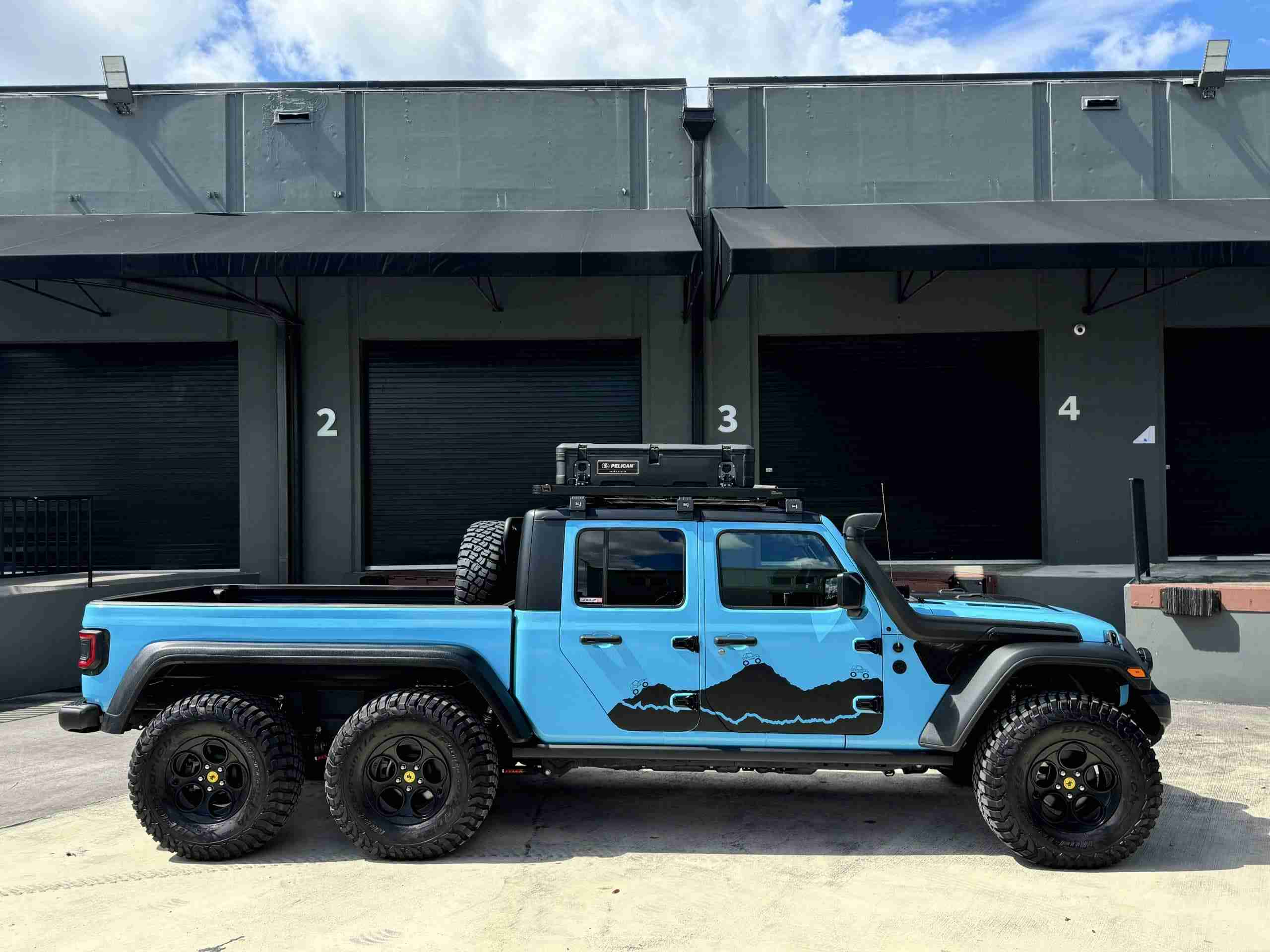 2022 Jeep Gladiator Rubicon 6×6 1 Owner – Custom Built – 800 miles NEW – Fox Suspension – $185k BUILD full
