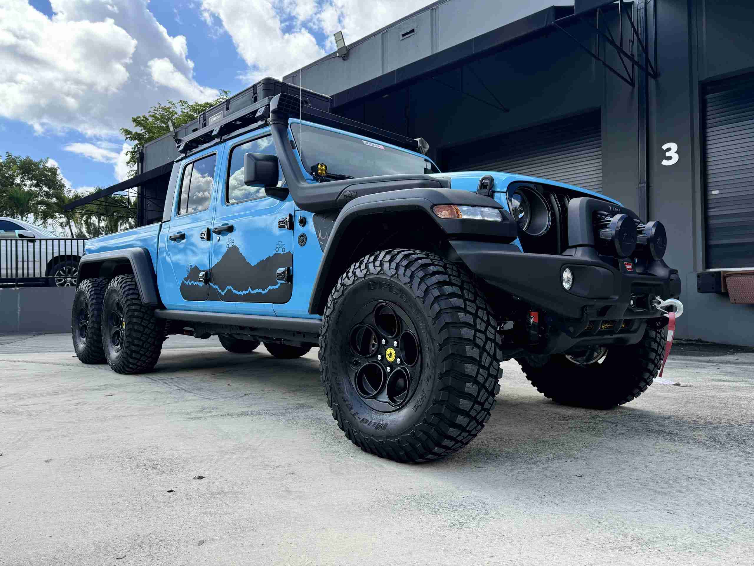2022 Jeep Gladiator Rubicon 6×6 1 Owner – Custom Built – 800 miles NEW – Fox Suspension – $185k BUILD full
