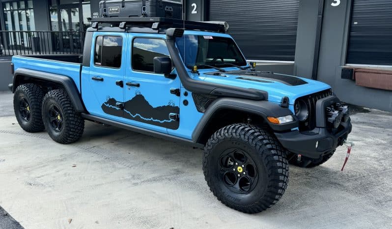 
 2022 Jeep Gladiator Rubicon 6×6 1 Owner – Custom Built – 800 miles NEW – Fox Suspension – $185k BUILD full									