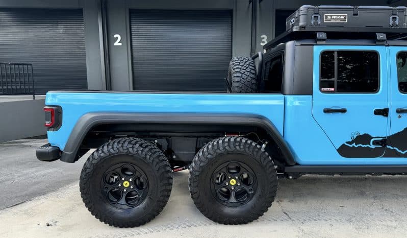 
 2022 Jeep Gladiator Rubicon 6×6 1 Owner – Custom Built – 800 miles NEW – Fox Suspension – $185k BUILD full									