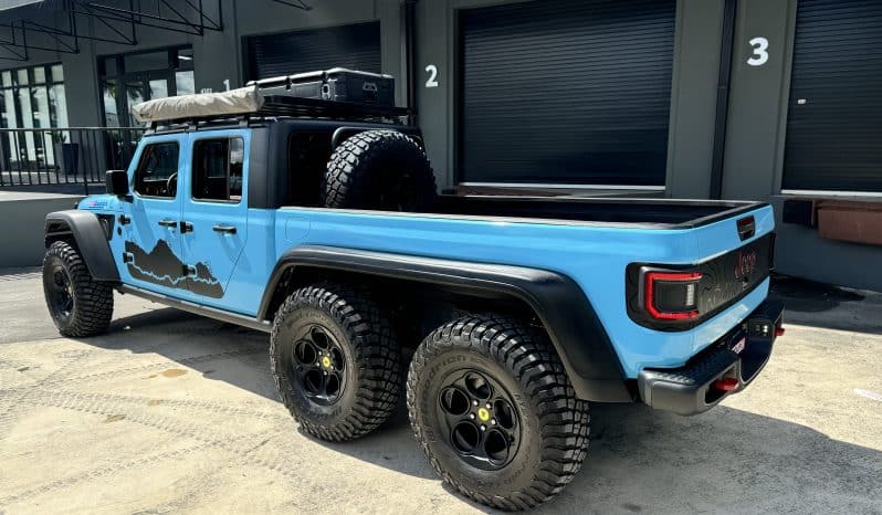 
 2022 Jeep Gladiator Rubicon 6×6 1 Owner – Custom Built – 800 miles NEW – Fox Suspension – $185k BUILD full									
