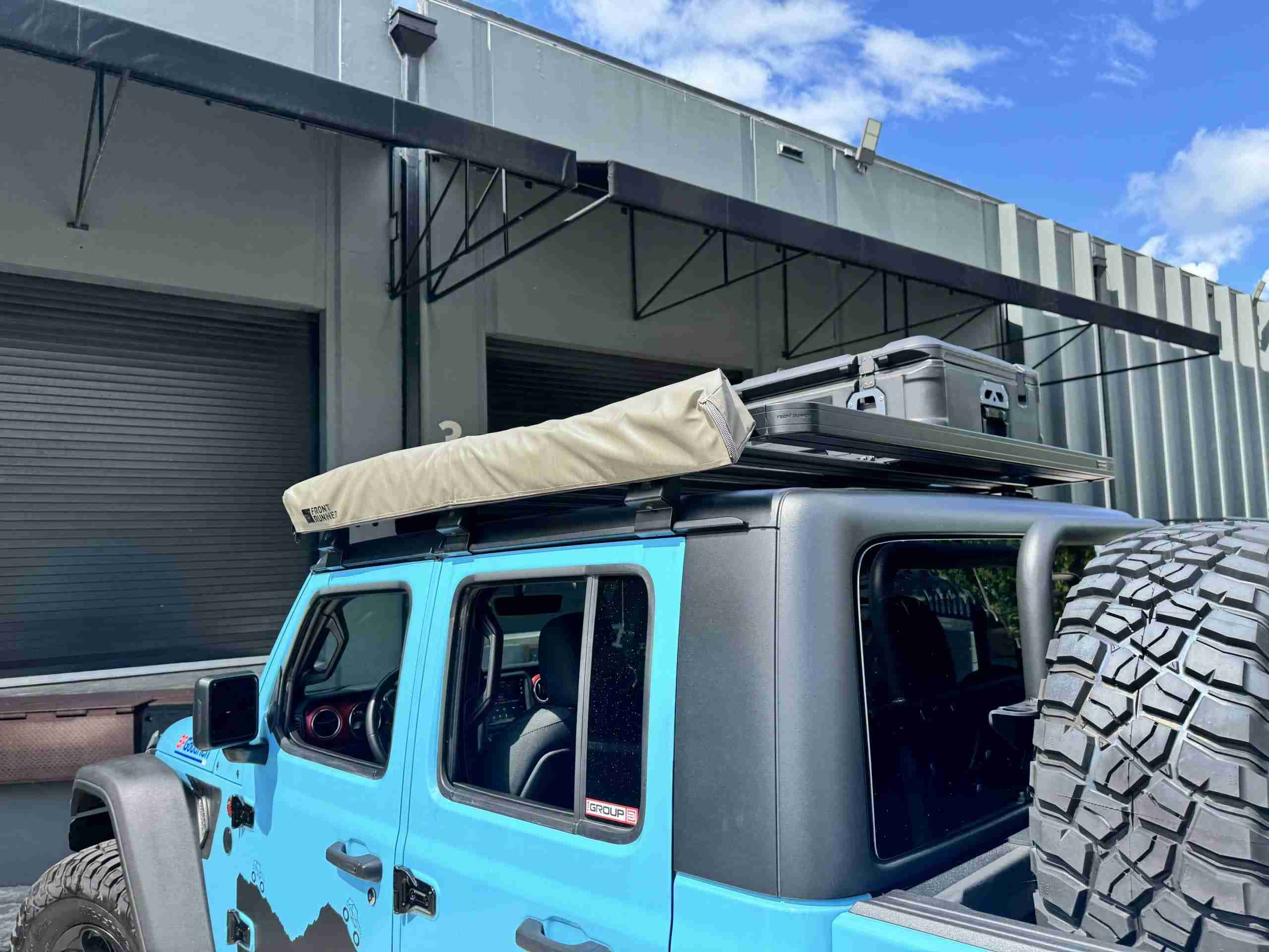 2022 Jeep Gladiator Rubicon 6×6 1 Owner – Custom Built – 800 miles NEW – Fox Suspension – $185k BUILD full