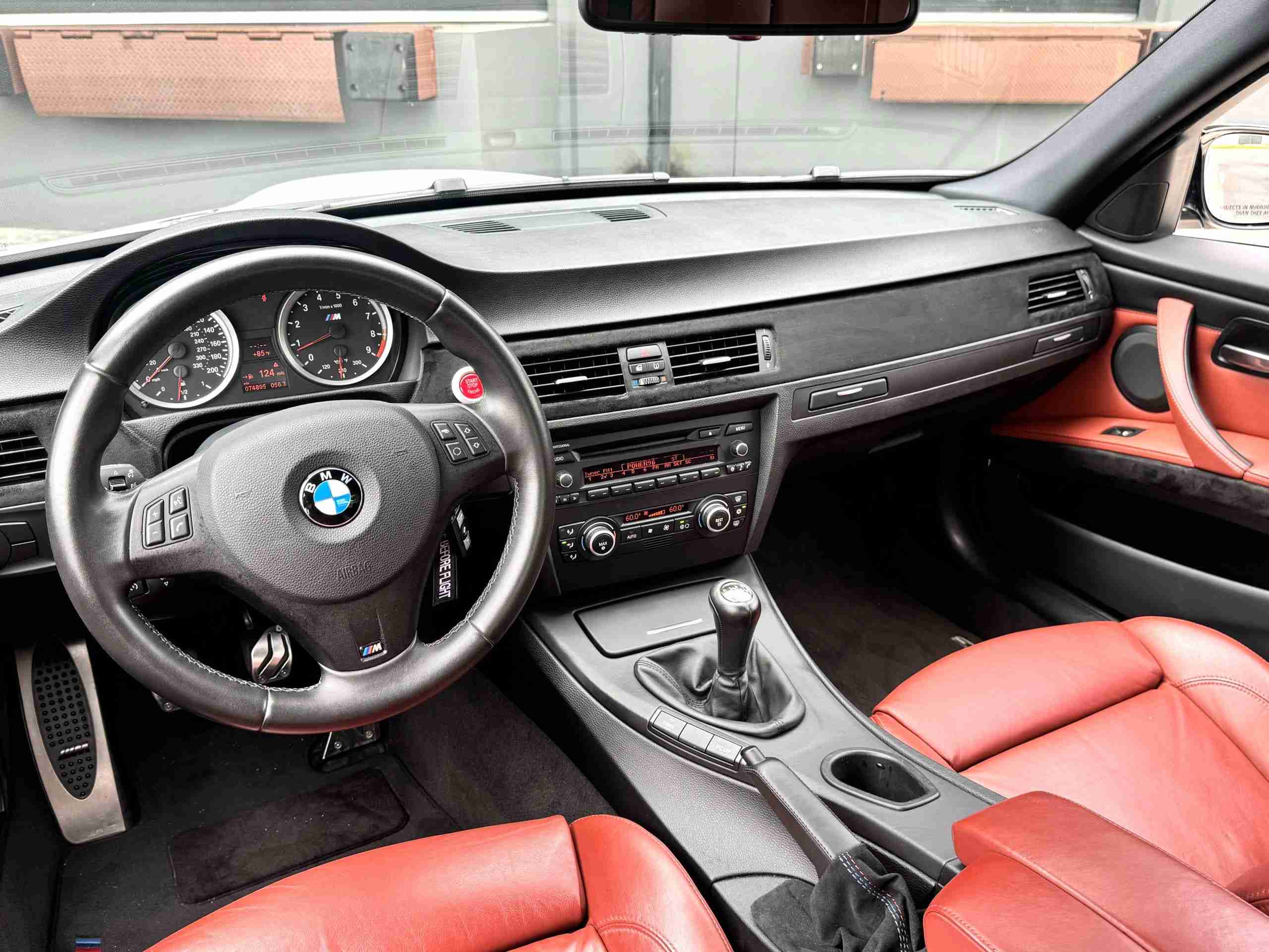 2008 BMW M3 E90 Single Hump Slicktop 74k Miles – 6 Speed Manual – LCI upgrades – Alpine White – Fox Red full