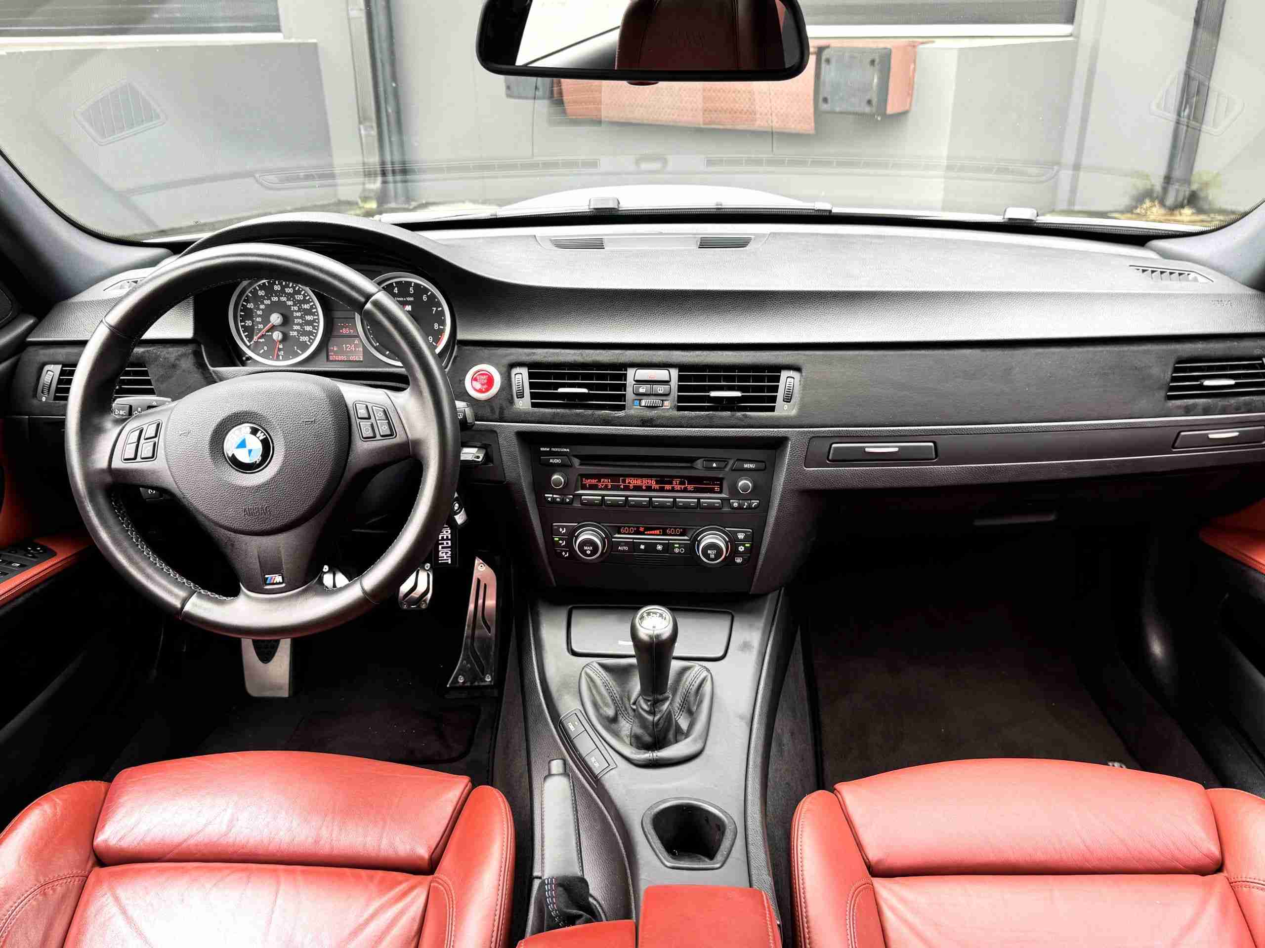 2008 BMW M3 E90 Single Hump Slicktop 74k Miles – 6 Speed Manual – LCI upgrades – Alpine White – Fox Red full