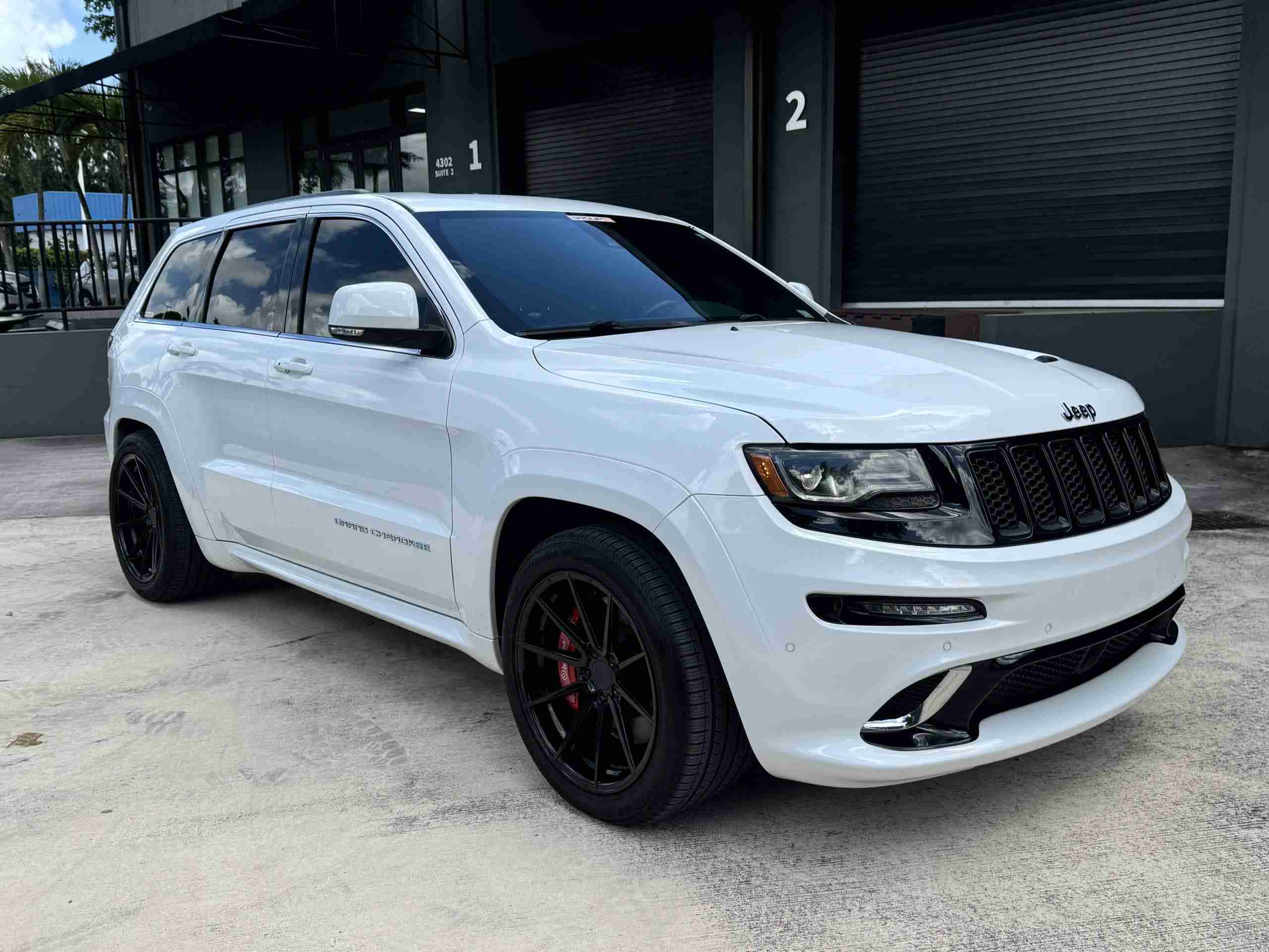 2015 Jeep Grand Cherokee SRT 4WD 2 Owner Florida Car – Only 54k miles – 27L Pkg – Well Sorted – Nice Condition full