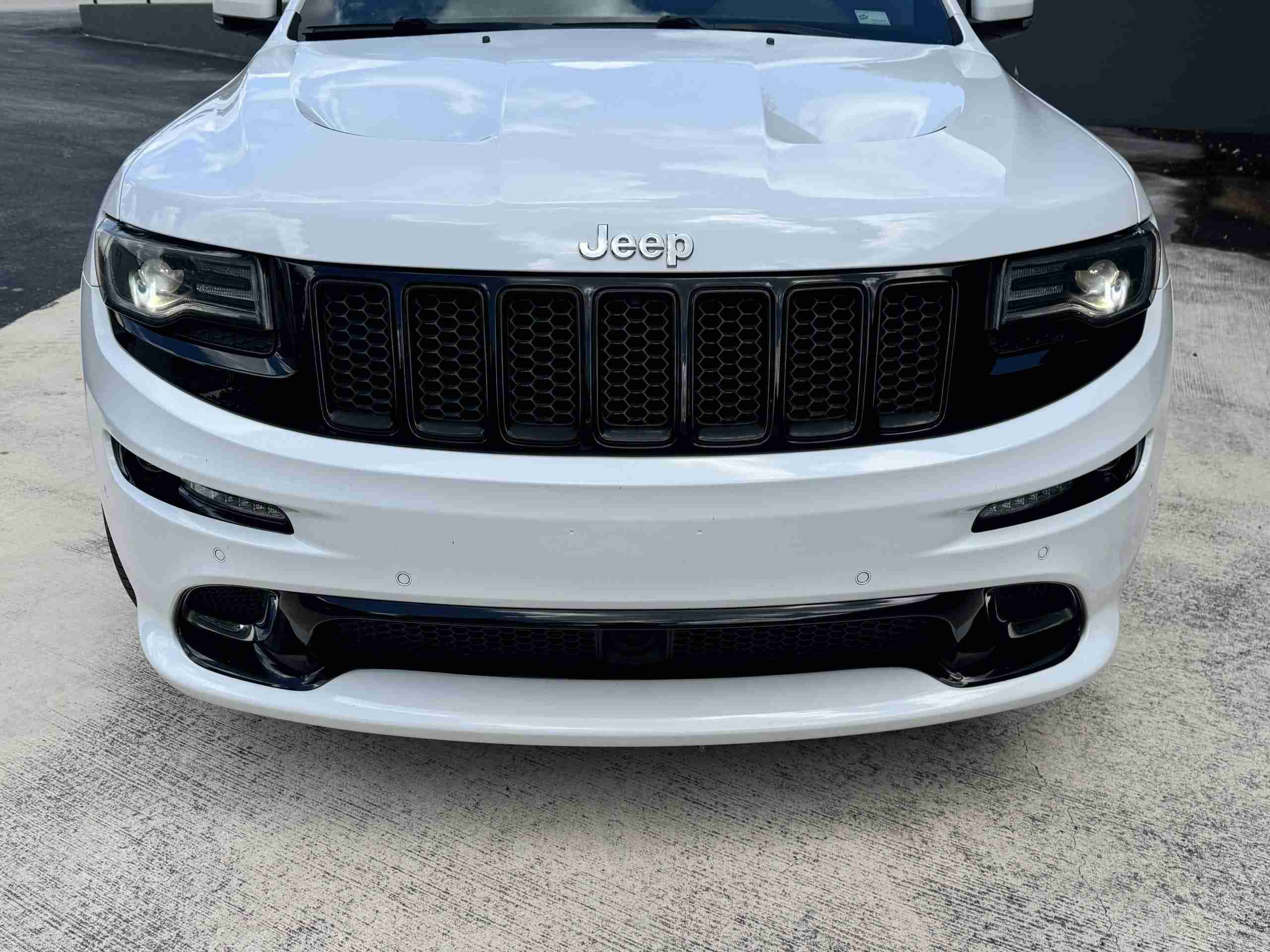 2015 Jeep Grand Cherokee SRT 4WD 2 Owner Florida Car – Only 54k miles – 27L Pkg – Well Sorted – Nice Condition full