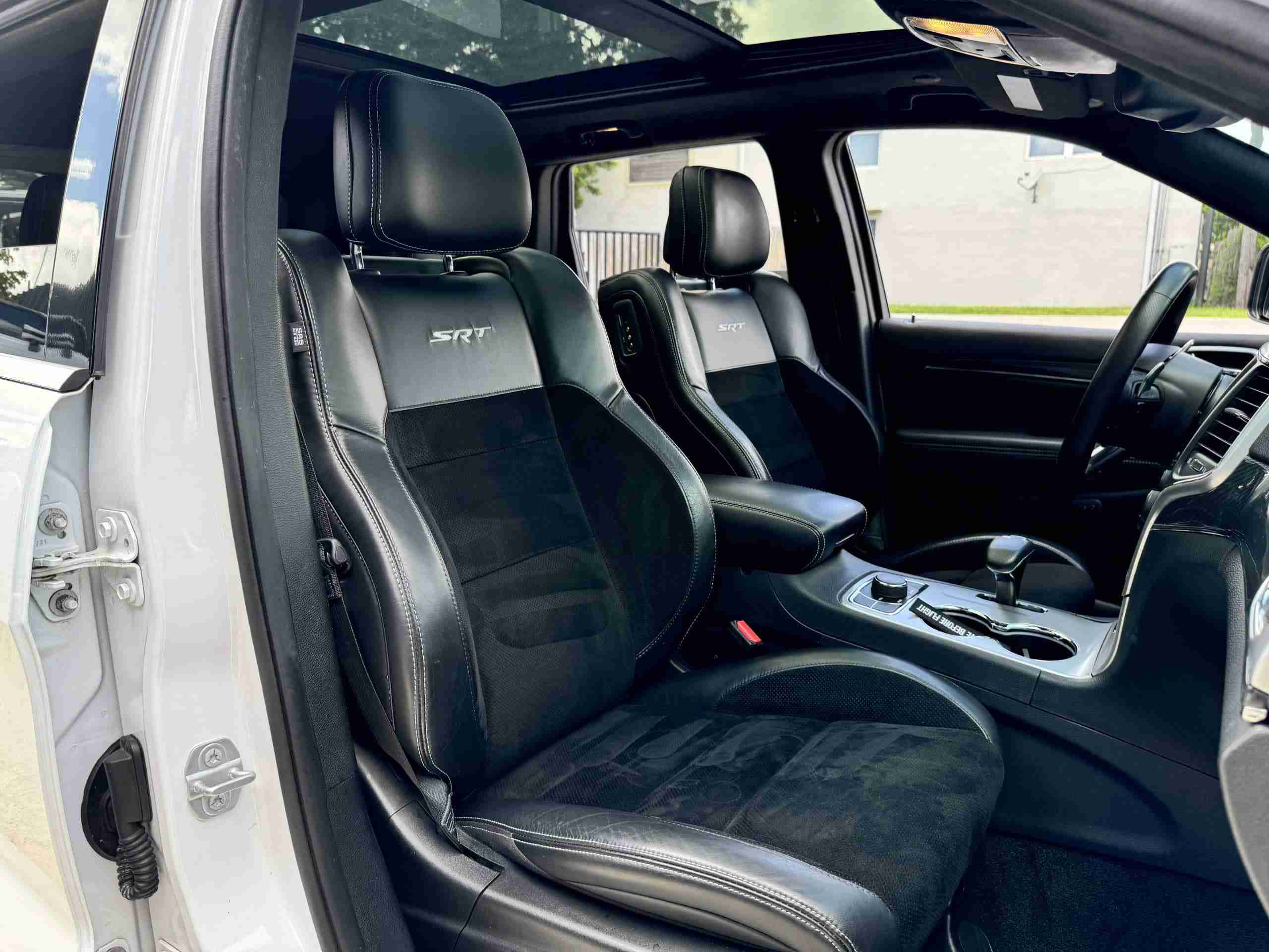 2015 Jeep Grand Cherokee SRT 4WD 2 Owner Florida Car – Only 54k miles – 27L Pkg – Well Sorted – Nice Condition full