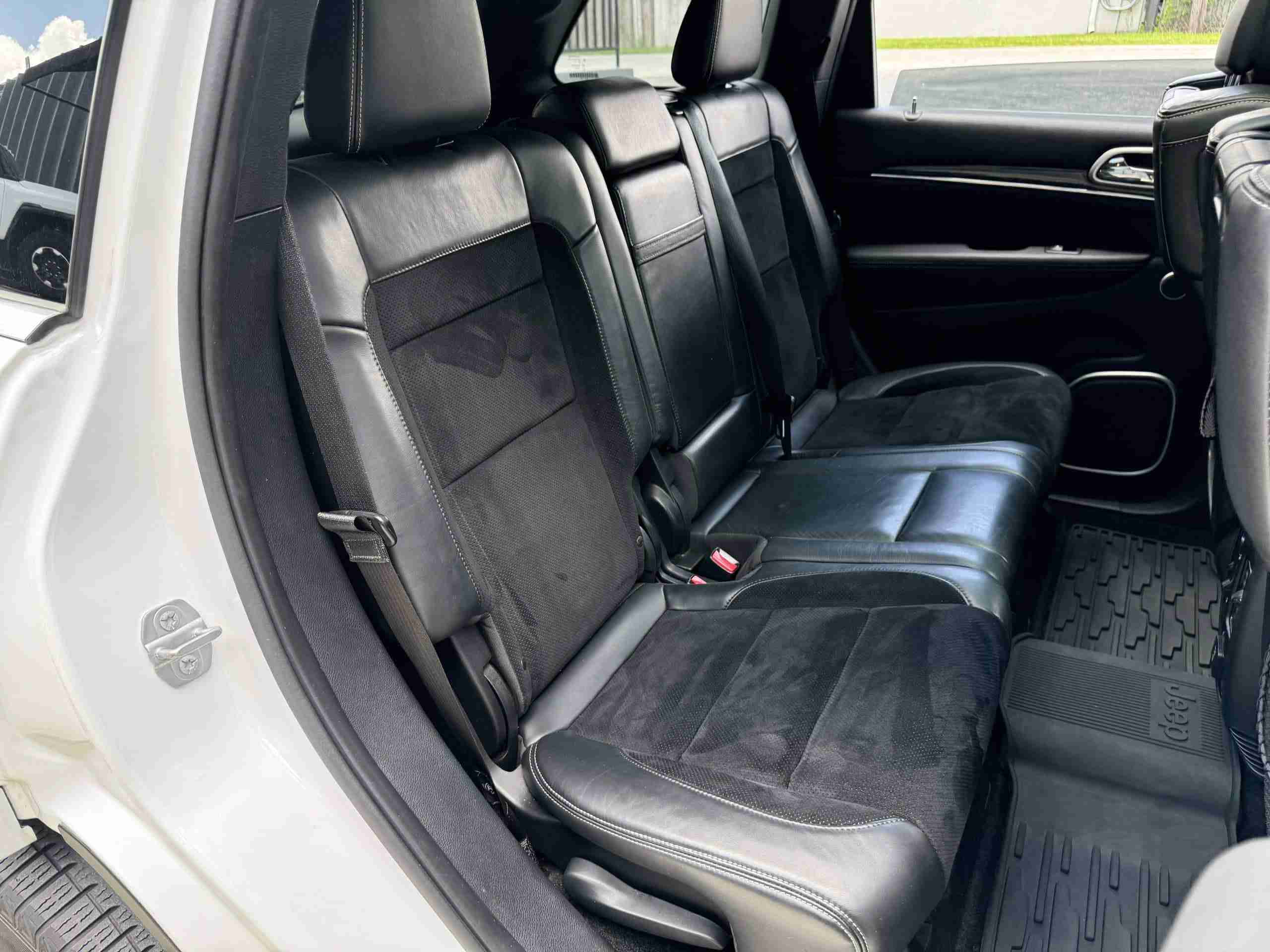2015 Jeep Grand Cherokee SRT 4WD 2 Owner Florida Car – Only 54k miles – 27L Pkg – Well Sorted – Nice Condition full