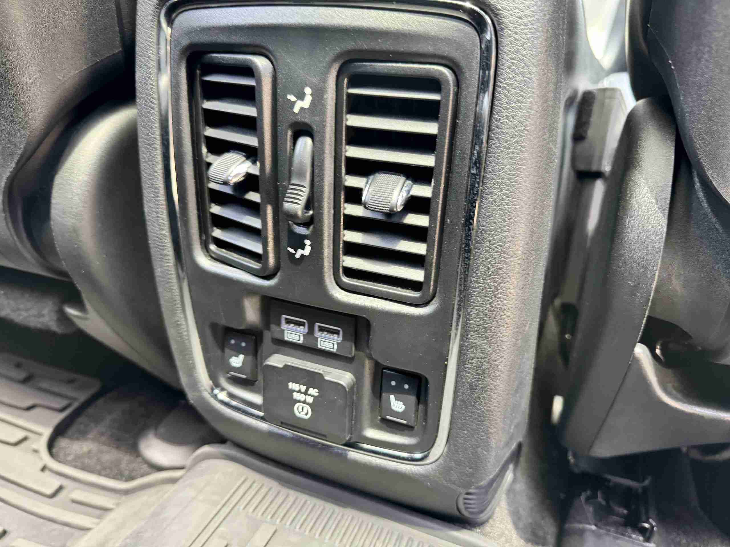 2015 Jeep Grand Cherokee SRT 4WD 2 Owner Florida Car – Only 54k miles – 27L Pkg – Well Sorted – Nice Condition full