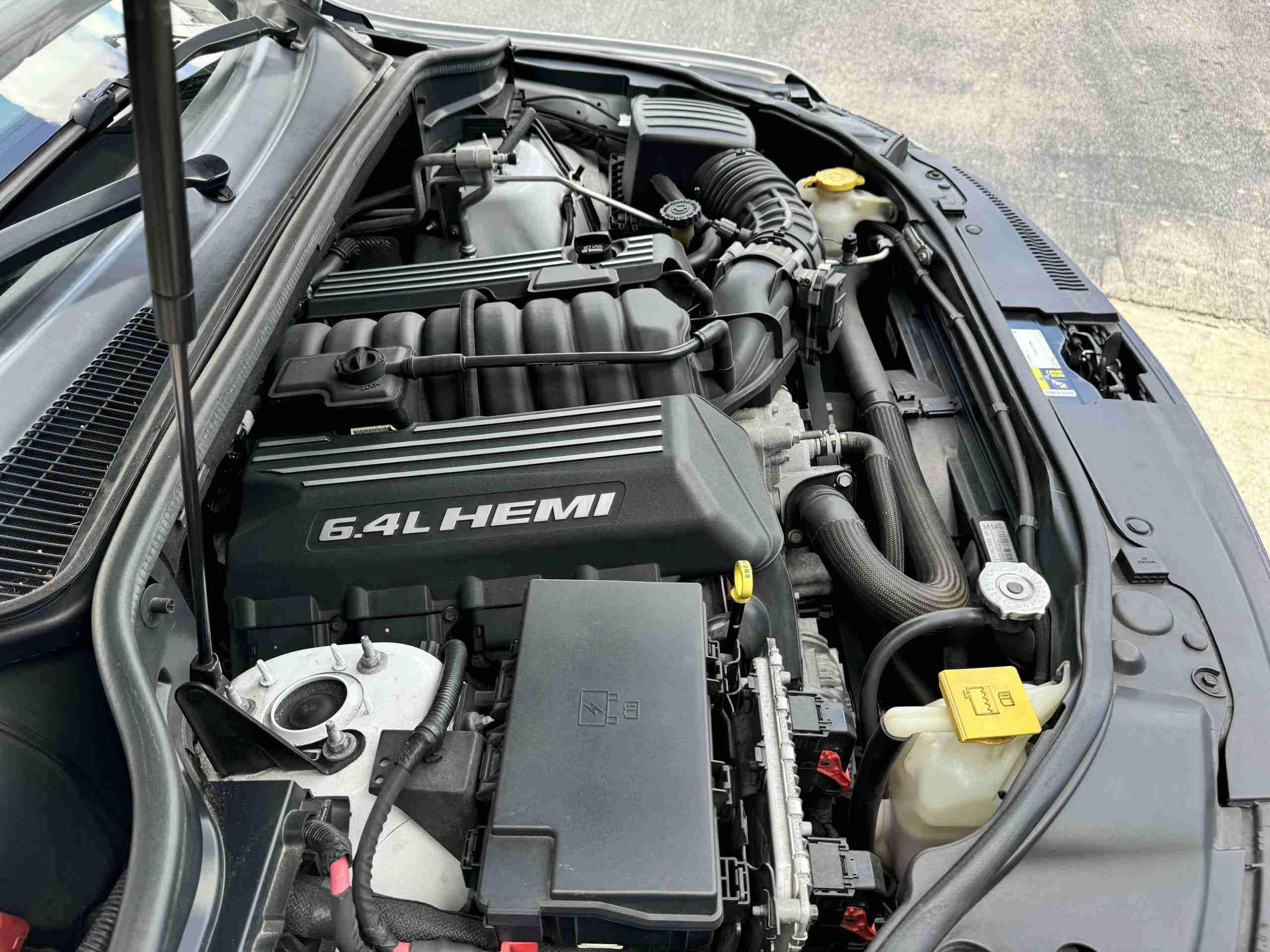 2015 Jeep Grand Cherokee SRT 4WD 2 Owner Florida Car – Only 54k miles – 27L Pkg – Well Sorted – Nice Condition full