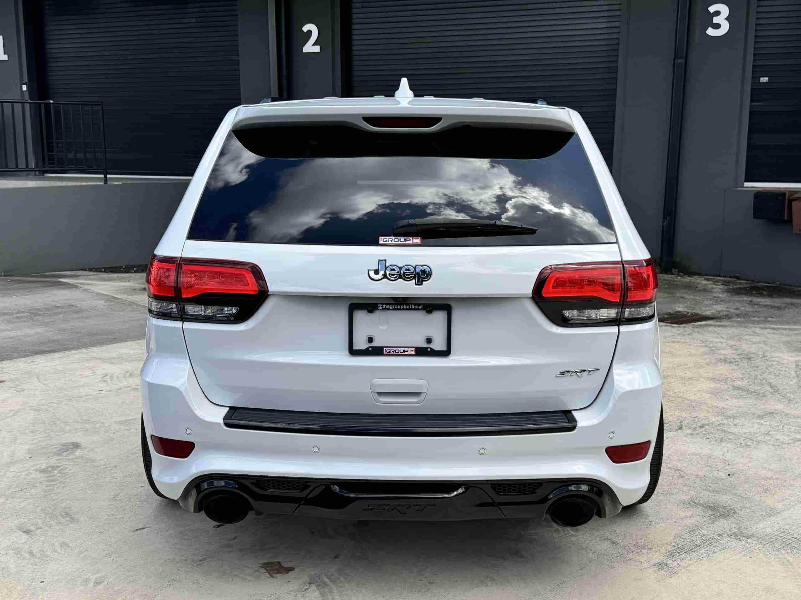 2015 Jeep Grand Cherokee SRT 4WD 2 Owner Florida Car – Only 54k miles – 27L Pkg – Well Sorted – Nice Condition full