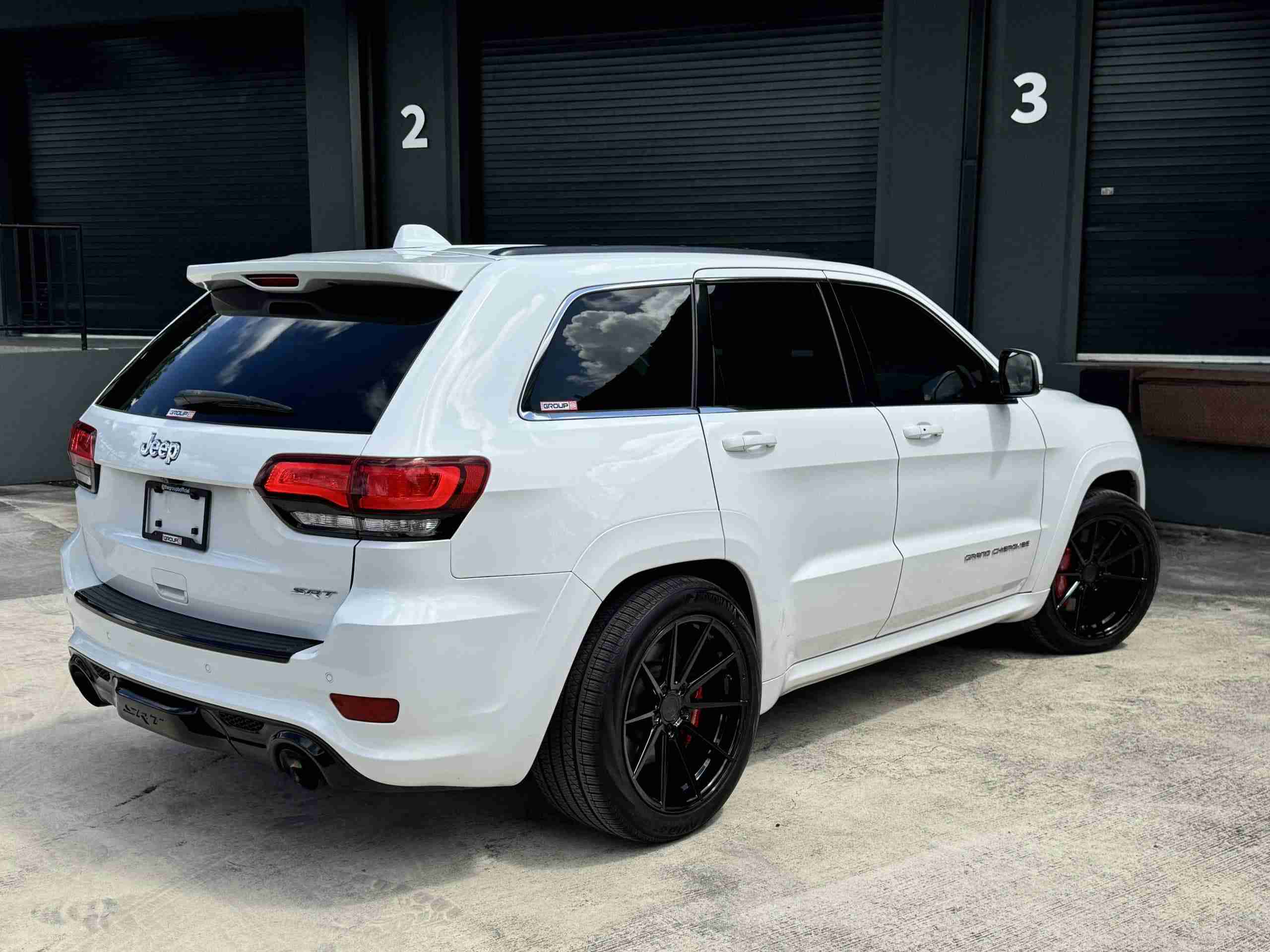 2015 Jeep Grand Cherokee SRT 4WD 2 Owner Florida Car – Only 54k miles – 27L Pkg – Well Sorted – Nice Condition full