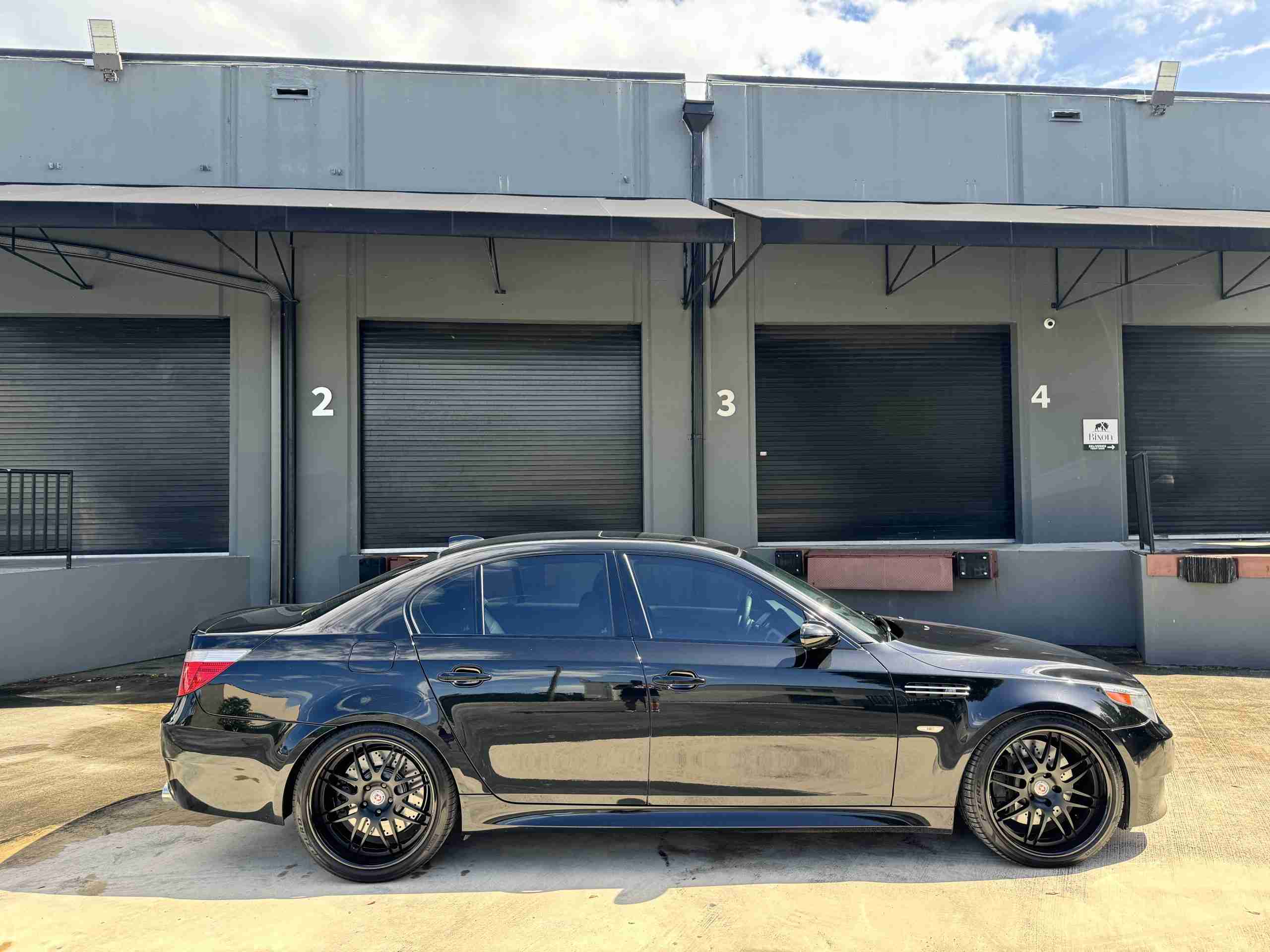 2007 BMW M5 – 550HP – SMG – 79k Miles full