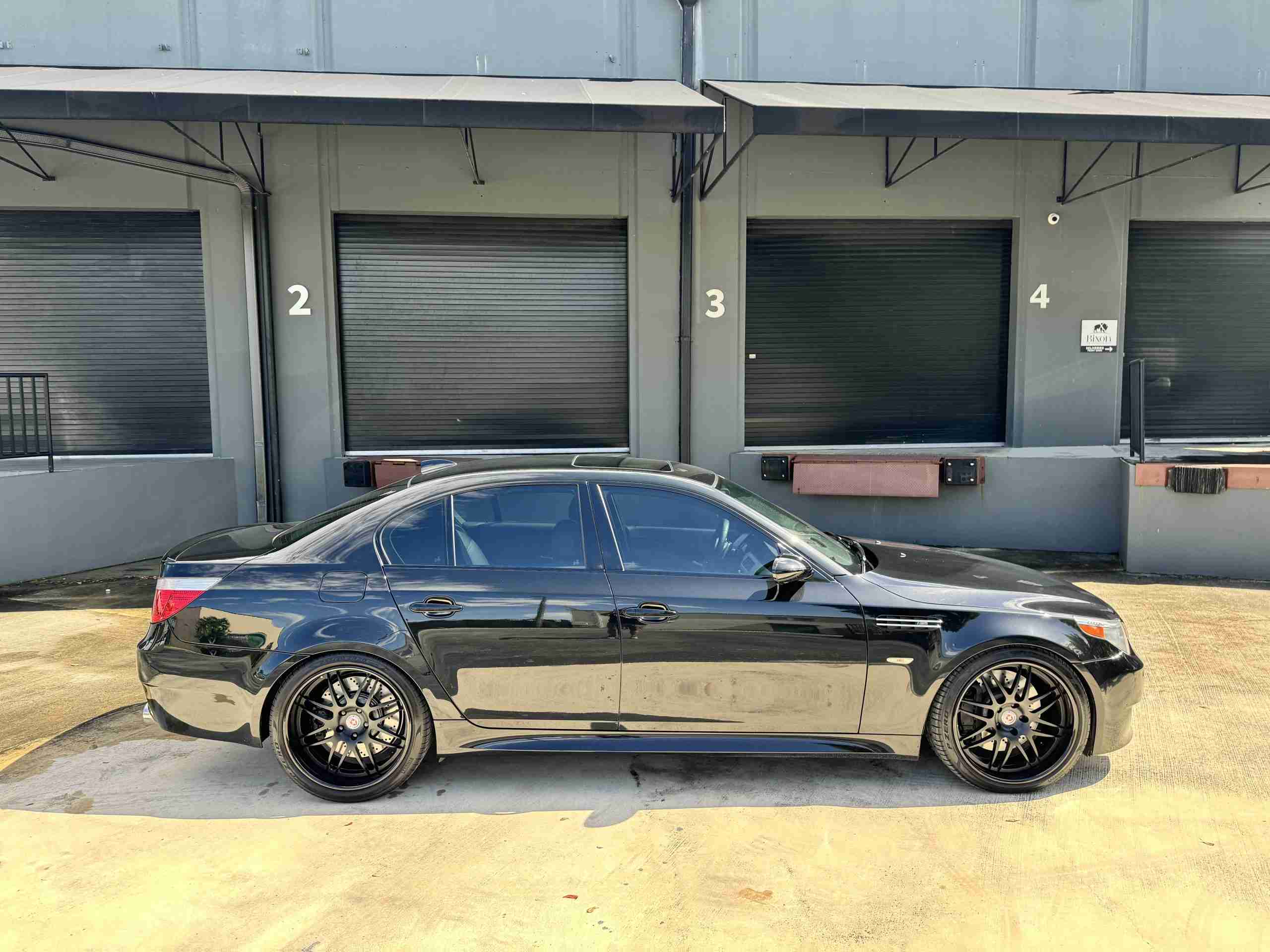 2007 BMW M5 – 550HP – SMG – 79k Miles full