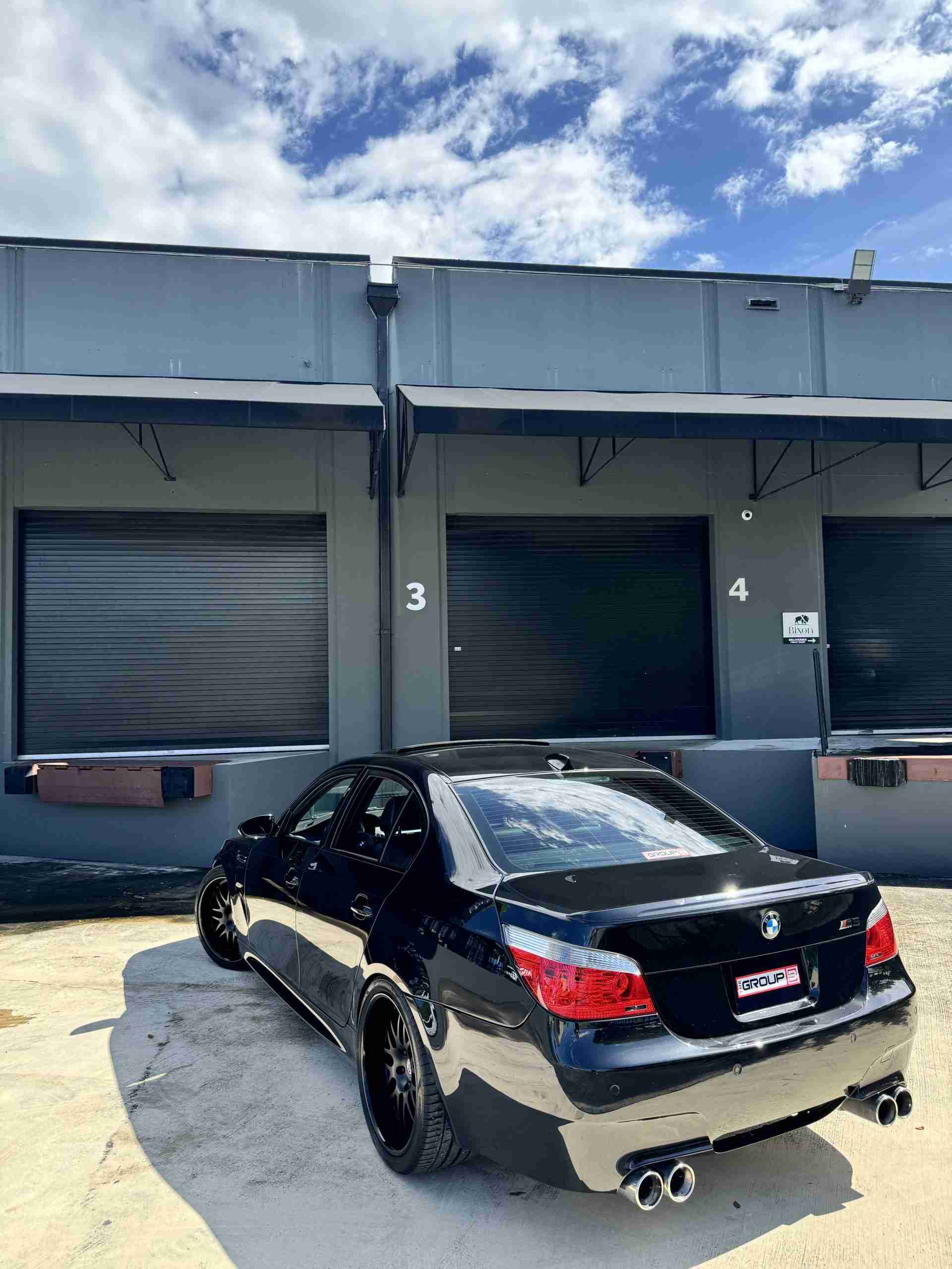 2007 BMW M5 – 550HP – SMG – 79k Miles full
