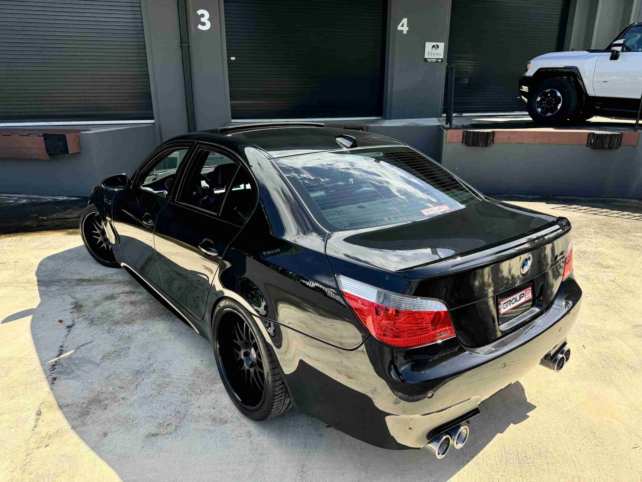 2007 BMW M5 – 550HP – SMG – 79k Miles full