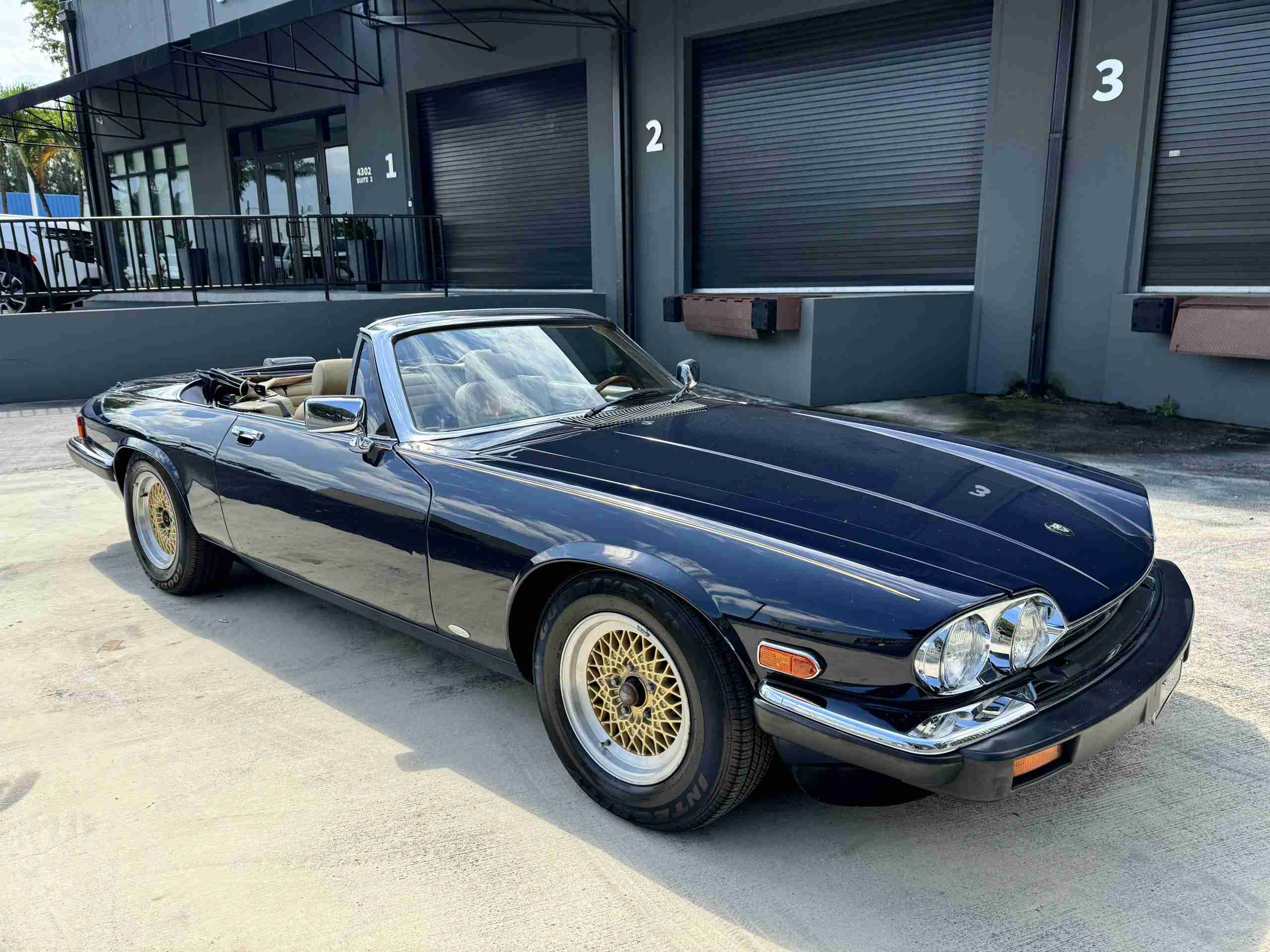 1988 Jaguar XJS V12 Convertible Same Owner Since 1992 – 35k Original miles – 15 inch BBS mesh wheels – Blue Top full
