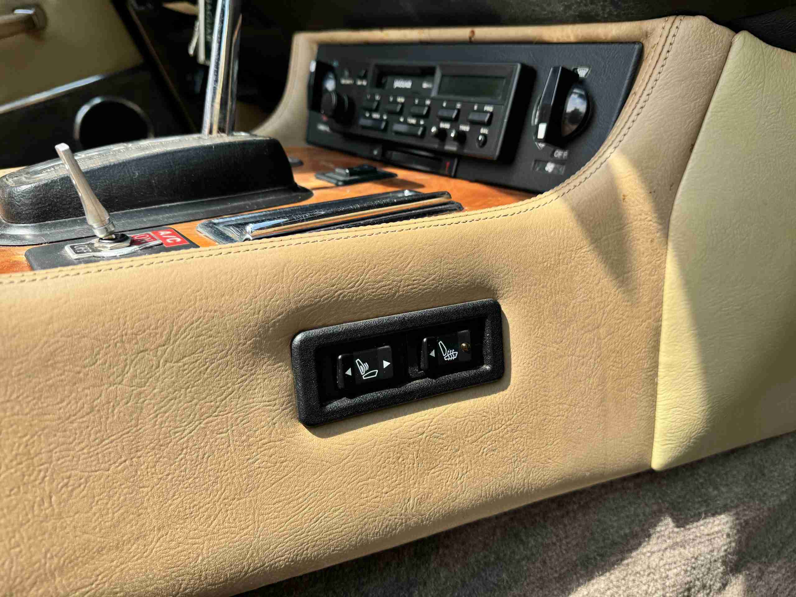 1988 Jaguar XJS V12 Convertible Same Owner Since 1992 – 35k Original miles – 15 inch BBS mesh wheels – Blue Top full
