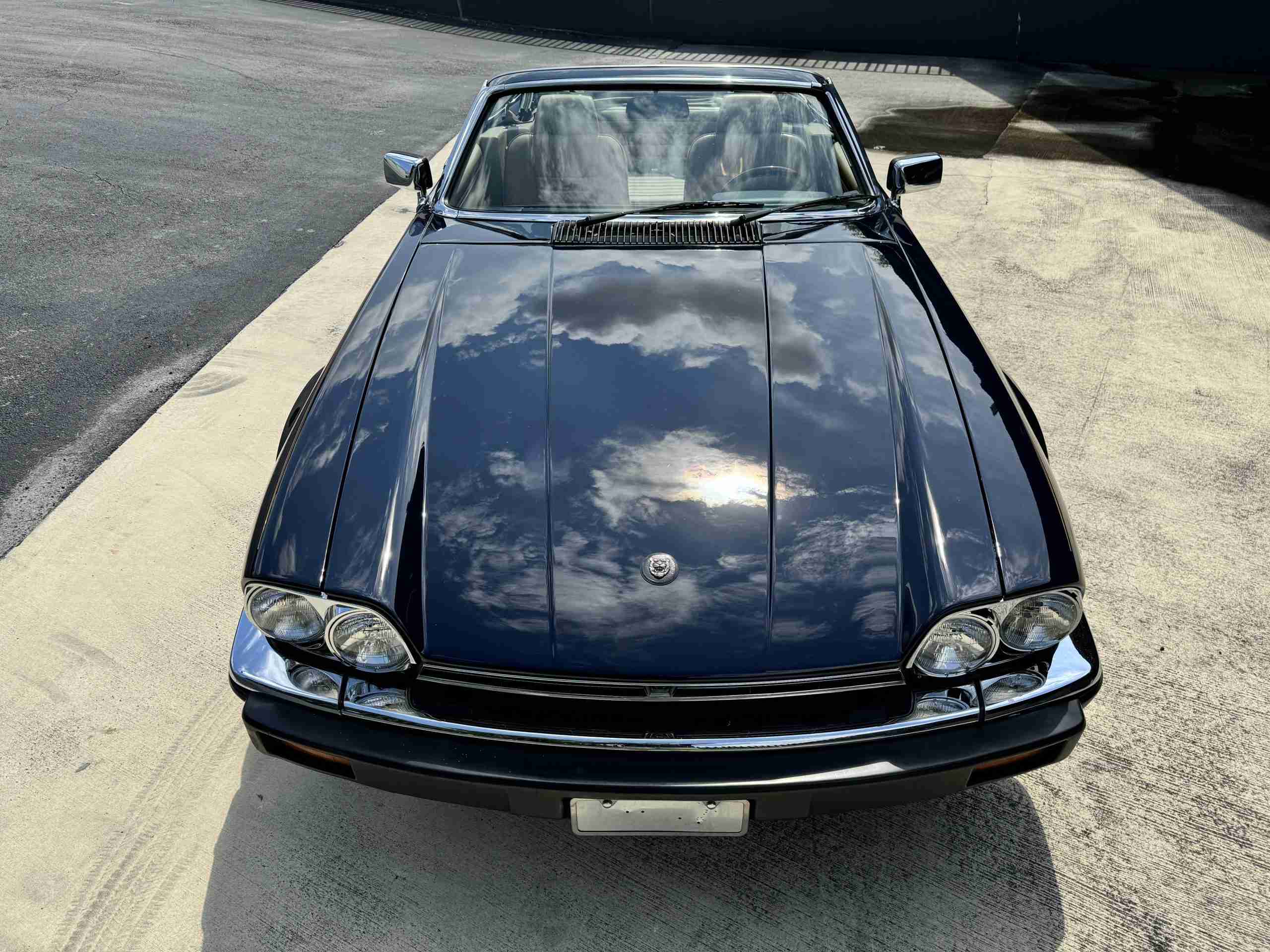 1988 Jaguar XJS V12 Convertible Same Owner Since 1992 – 35k Original miles – 15 inch BBS mesh wheels – Blue Top full