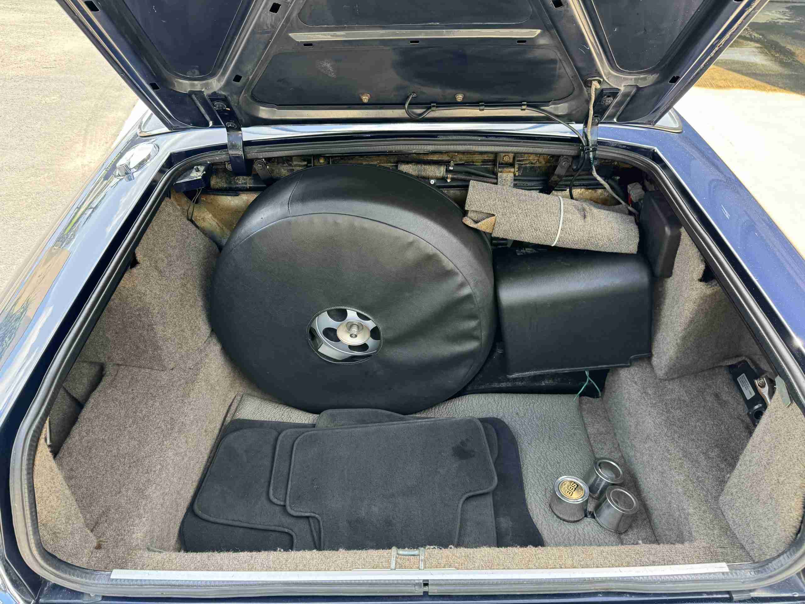 1988 Jaguar XJS V12 Convertible Same Owner Since 1992 – 35k Original miles – 15 inch BBS mesh wheels – Blue Top full