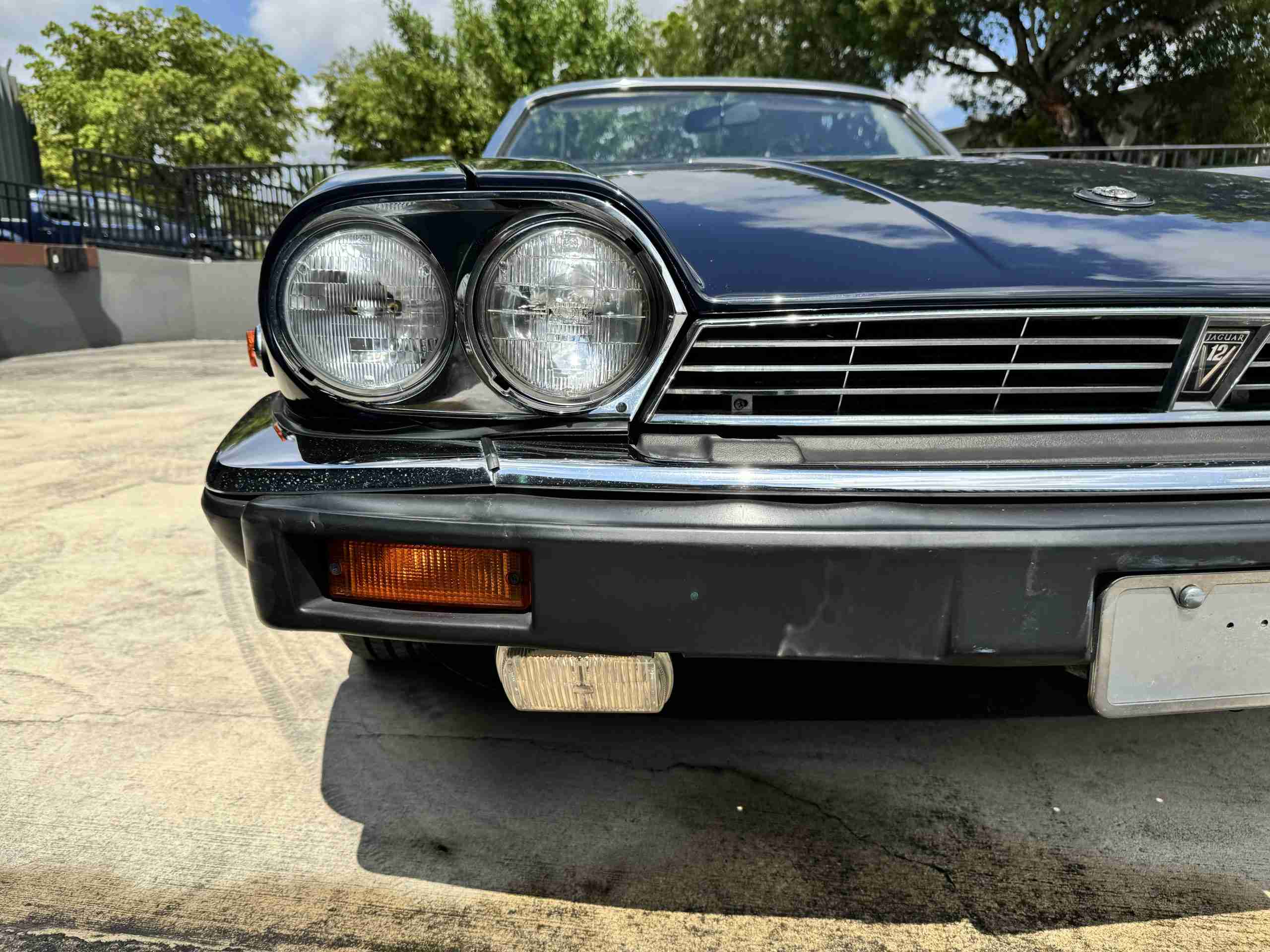 1988 Jaguar XJS V12 Convertible Same Owner Since 1992 – 35k Original miles – 15 inch BBS mesh wheels – Blue Top full