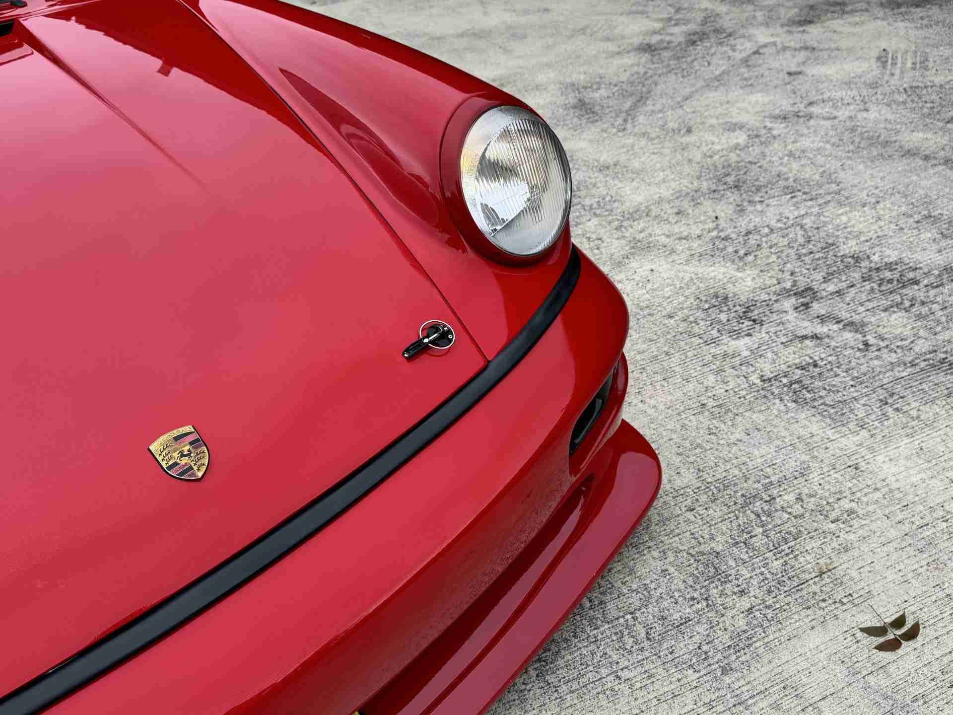 1990 Porsche 964 Carrera Euro – Sunroof Delete – Big Brakes – Well sorted full