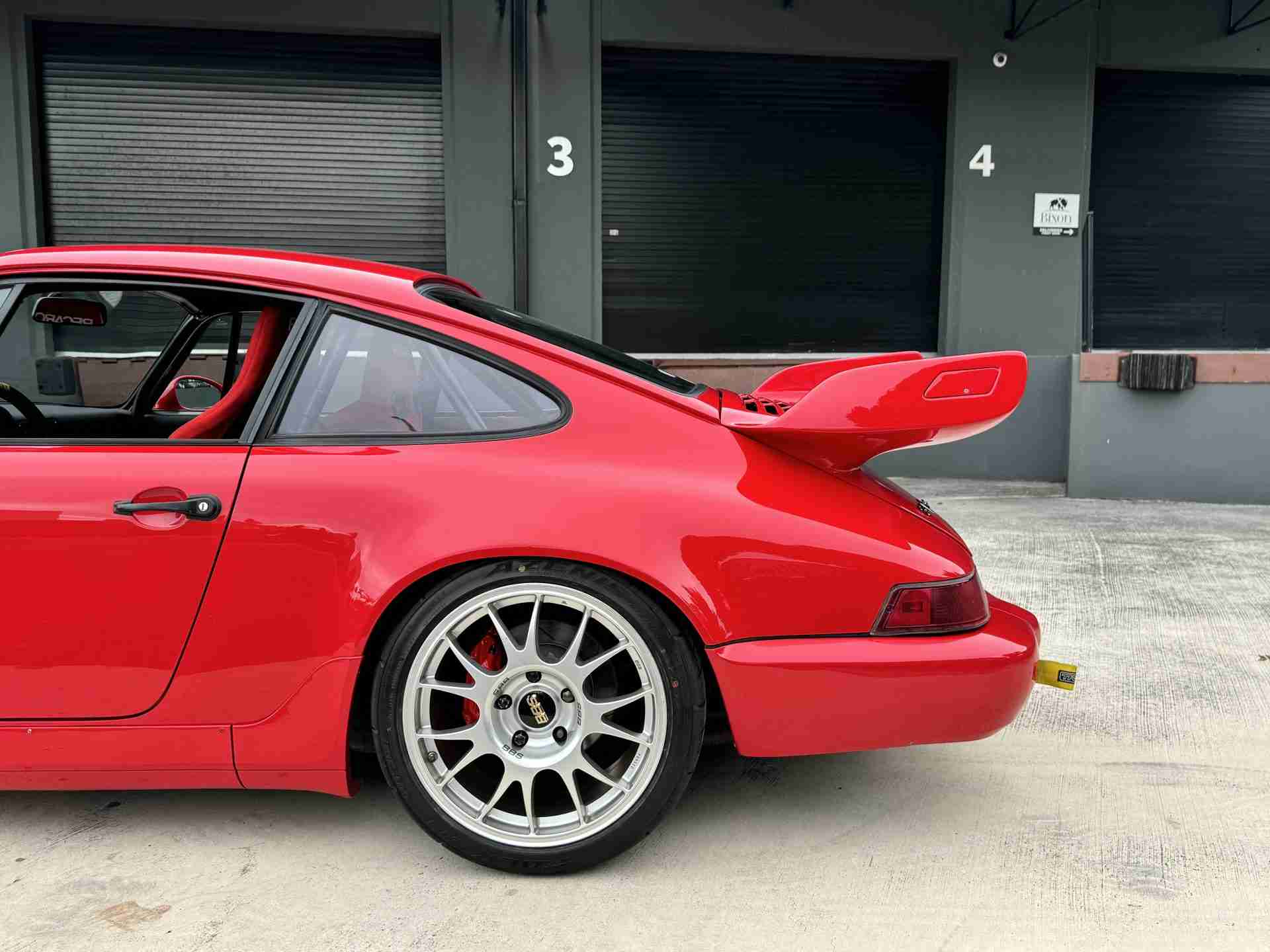 1990 Porsche 964 Carrera Euro – Sunroof Delete – Big Brakes – Well sorted full