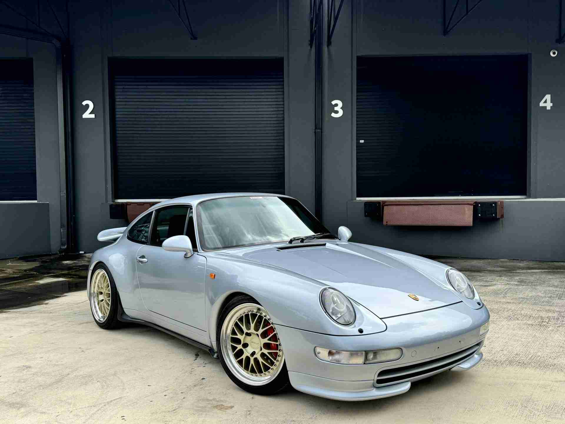 1996 Porsche 911 Carrera 993 Euro ROW – RS Modifications – Polar Silver – 65k miles – Sunroof Delete –  6 Spd full
