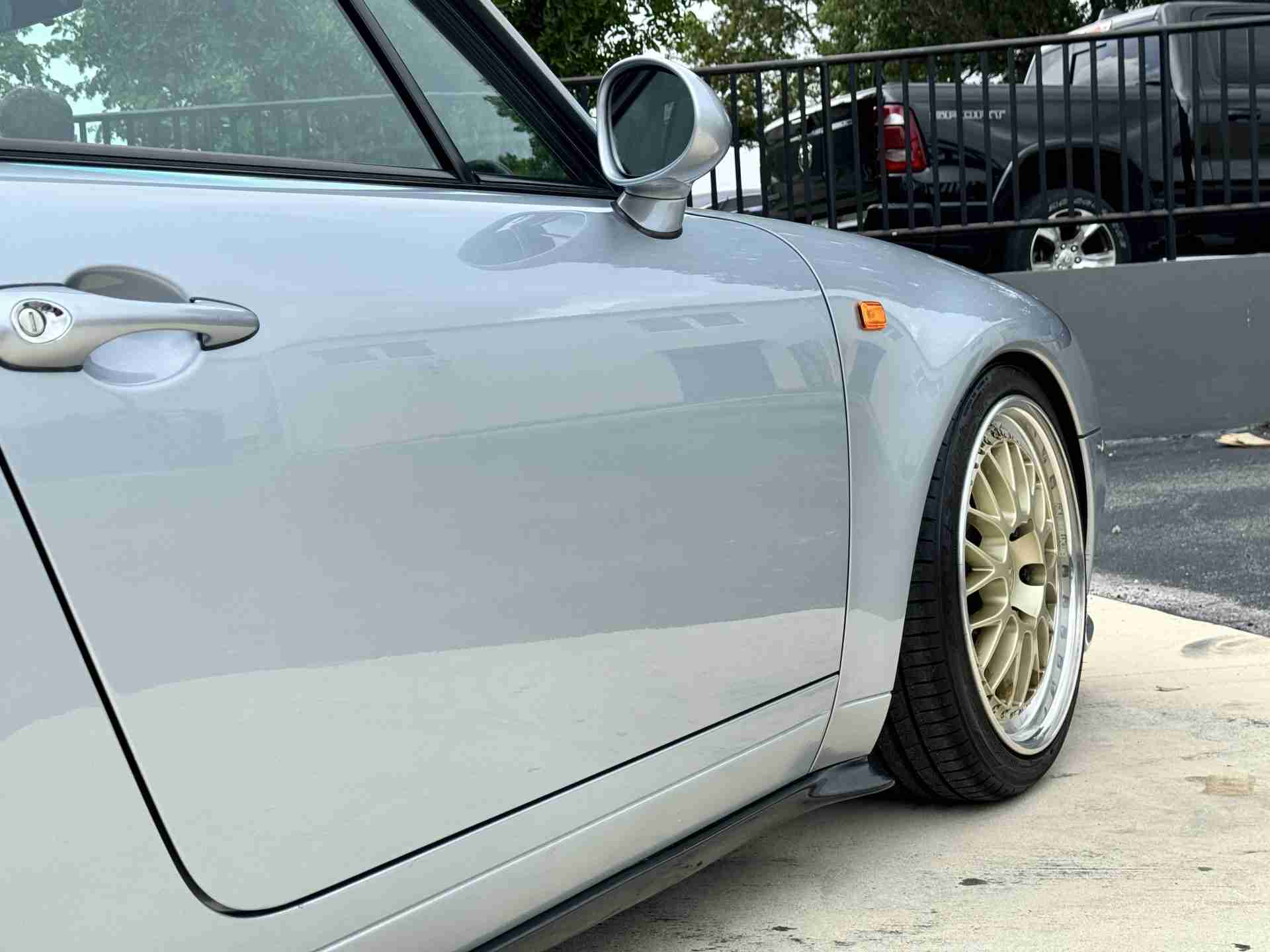 1996 Porsche 911 Carrera 993 Euro ROW – RS Modifications – Polar Silver – 65k miles – Sunroof Delete –  6 Spd full