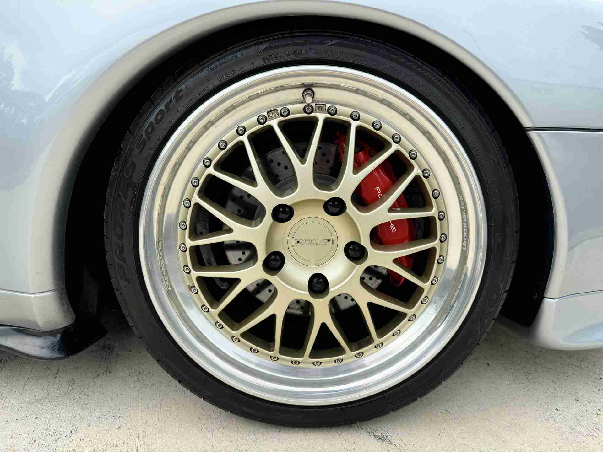 1996 Porsche 911 Carrera 993 Euro ROW – RS Modifications – Polar Silver – 65k miles – Sunroof Delete –  6 Spd full
