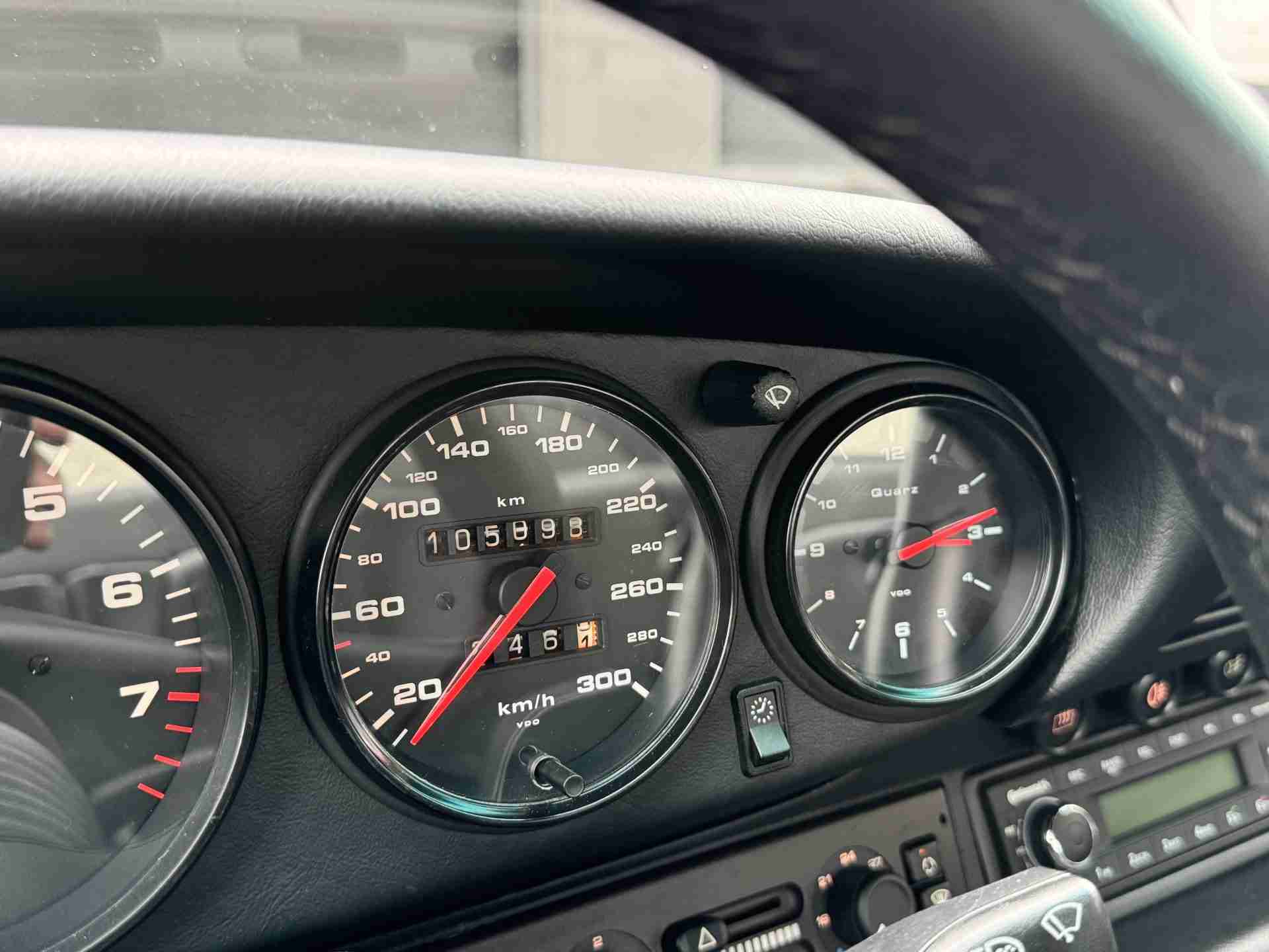 1996 Porsche 911 Carrera 993 Euro ROW – RS Modifications – Polar Silver – 65k miles – Sunroof Delete –  6 Spd full