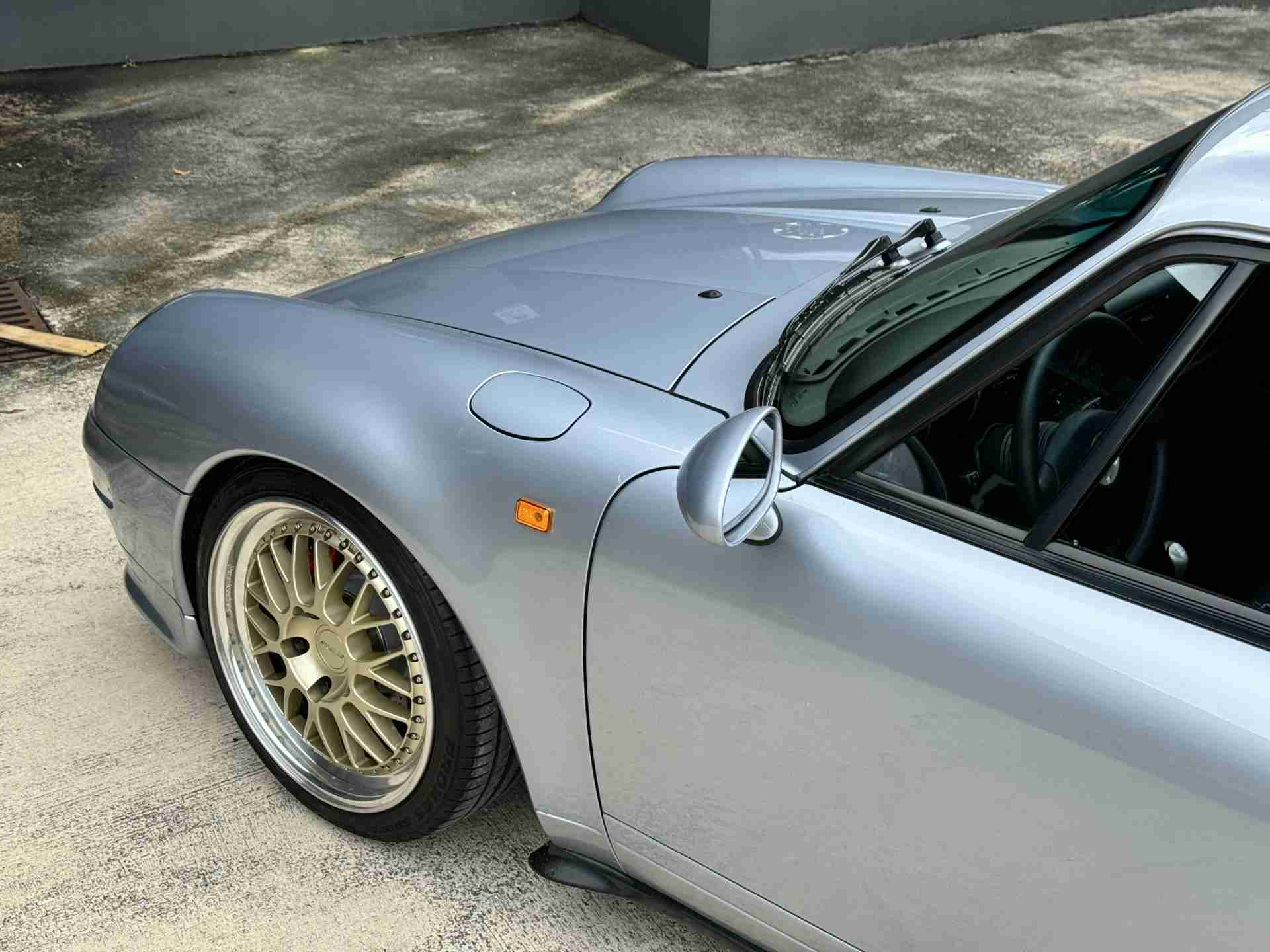 1996 Porsche 911 Carrera 993 Euro ROW – RS Modifications – Polar Silver – 65k miles – Sunroof Delete –  6 Spd full