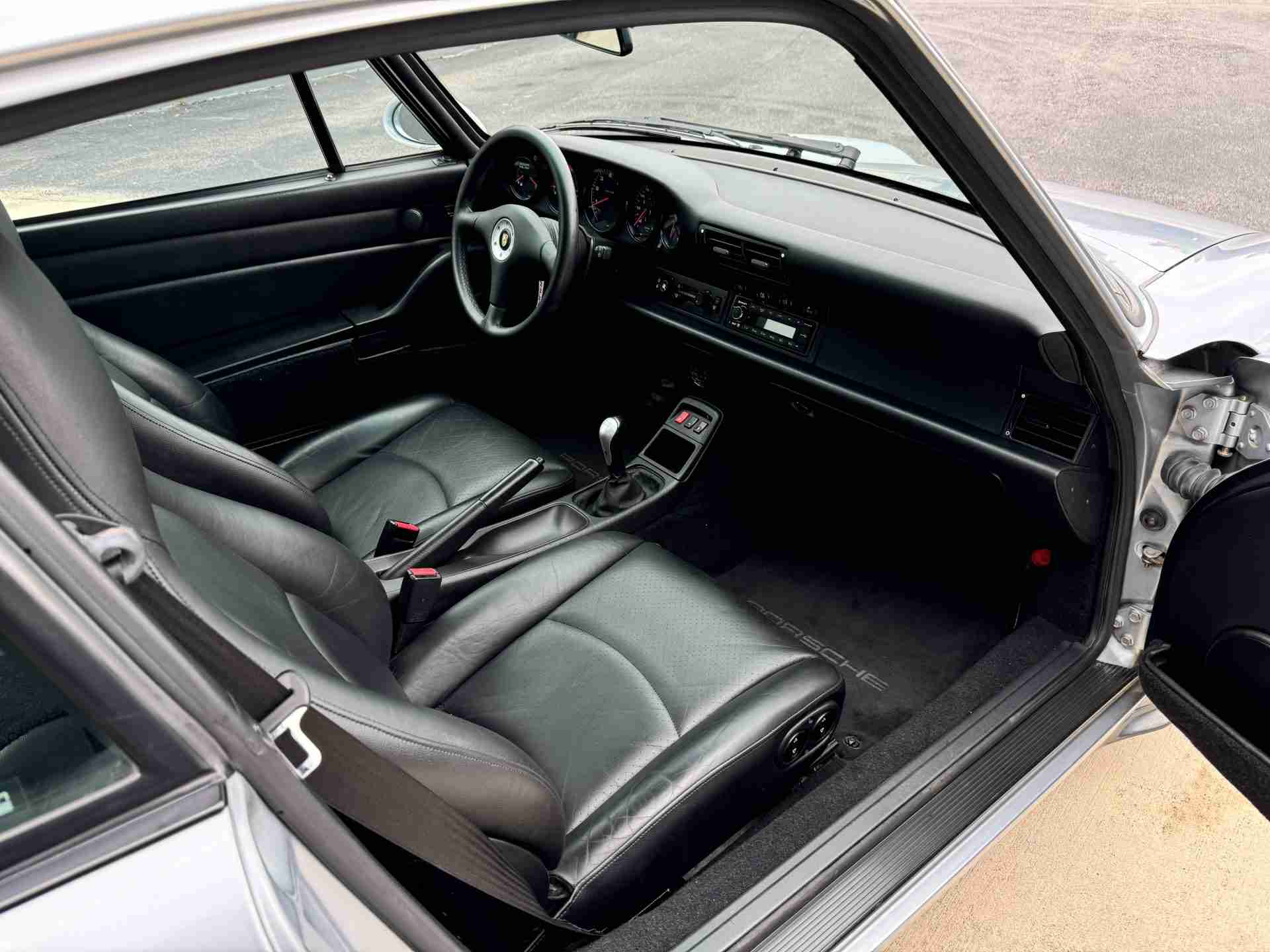 1996 Porsche 911 Carrera 993 Euro ROW – RS Modifications – Polar Silver – 65k miles – Sunroof Delete –  6 Spd full