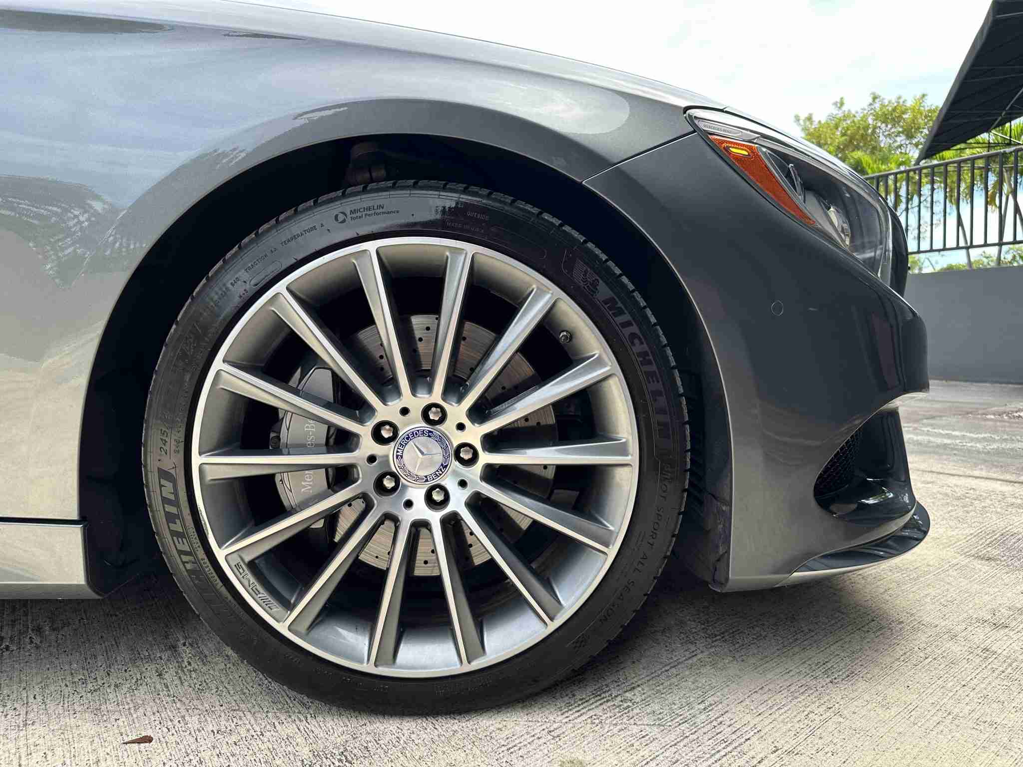 2017 Mercedes-Benz S550 Cabriolet full
